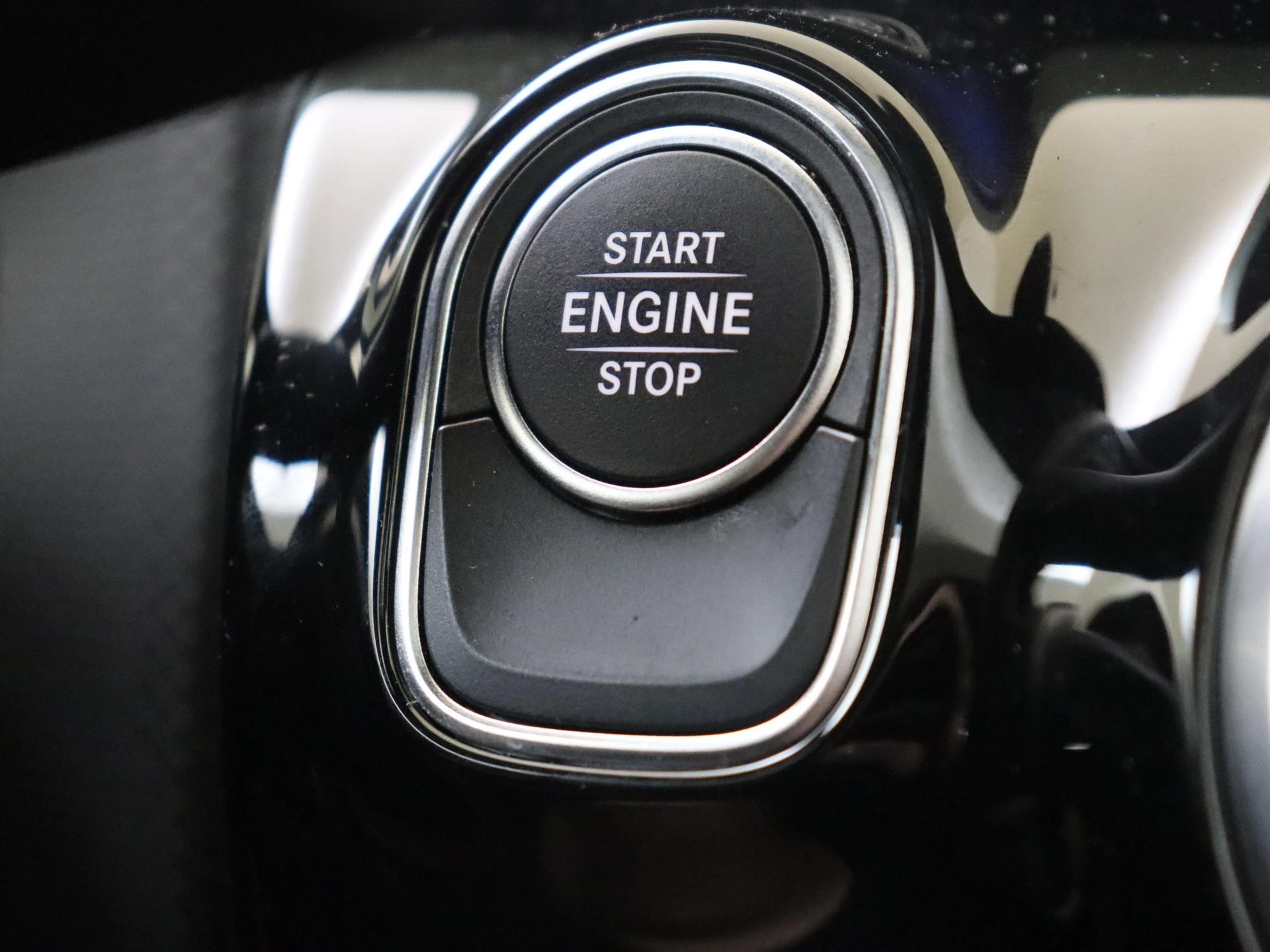 Mercedes-Benz-A-Klasse-image-22