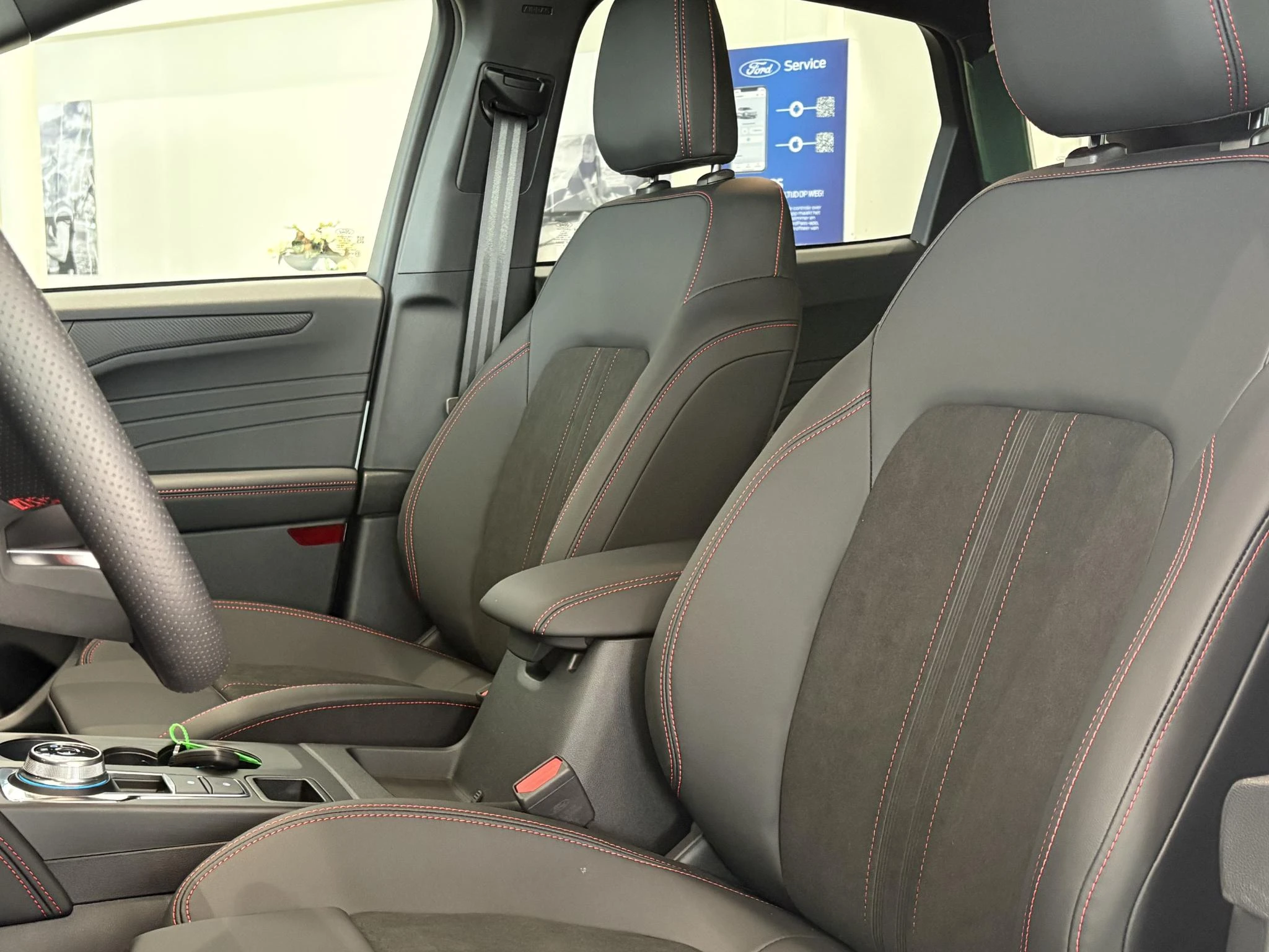 Ford-Kuga-image-12