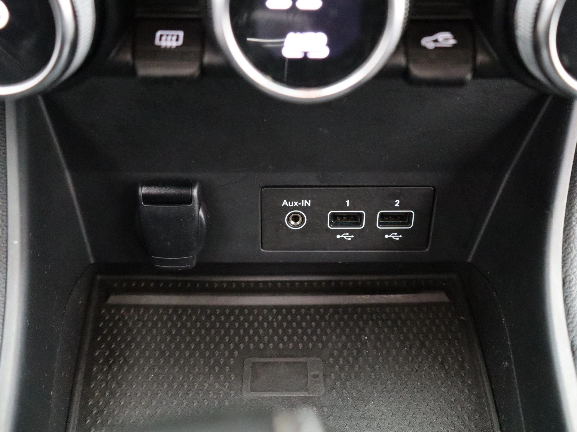 Renault-Captur-image-30
