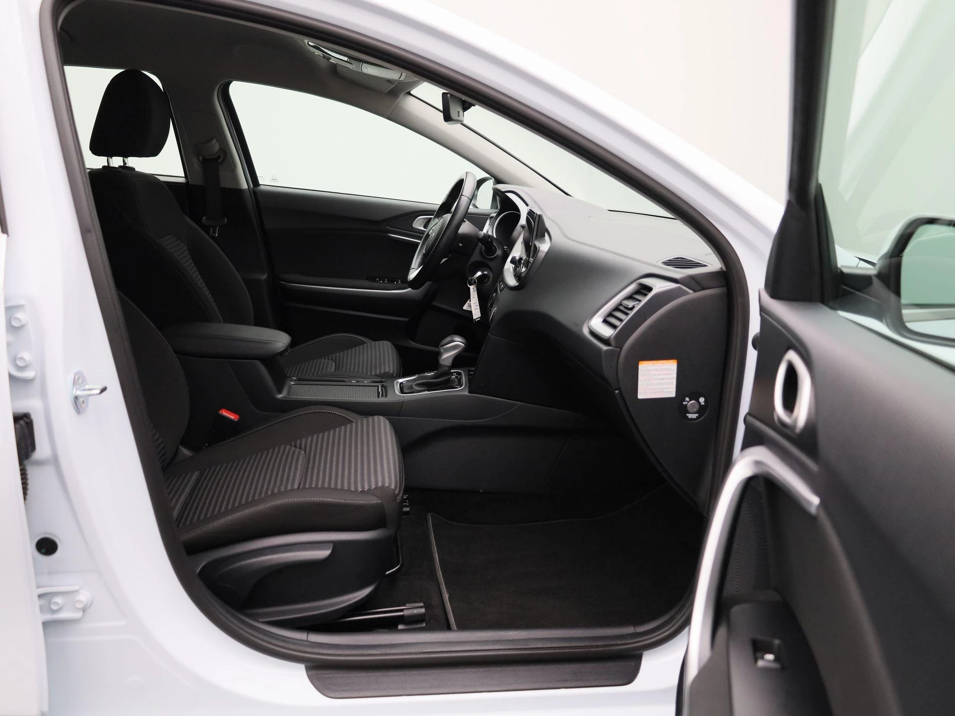 Kia-Ceed Sportswagon-image-29