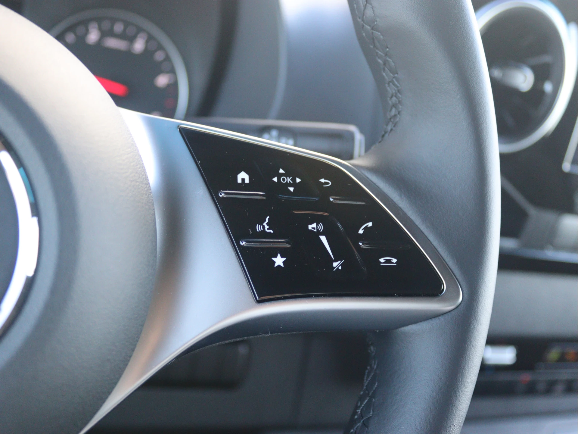 Mercedes-Benz-Sprinter-image-7