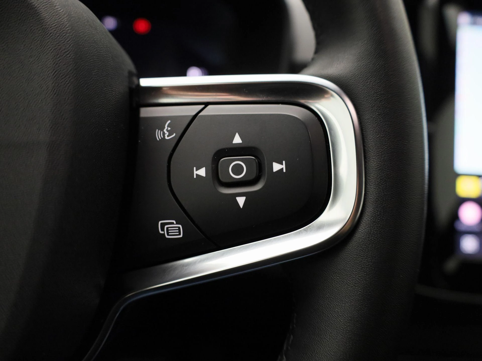 Volvo-XC40-image-15