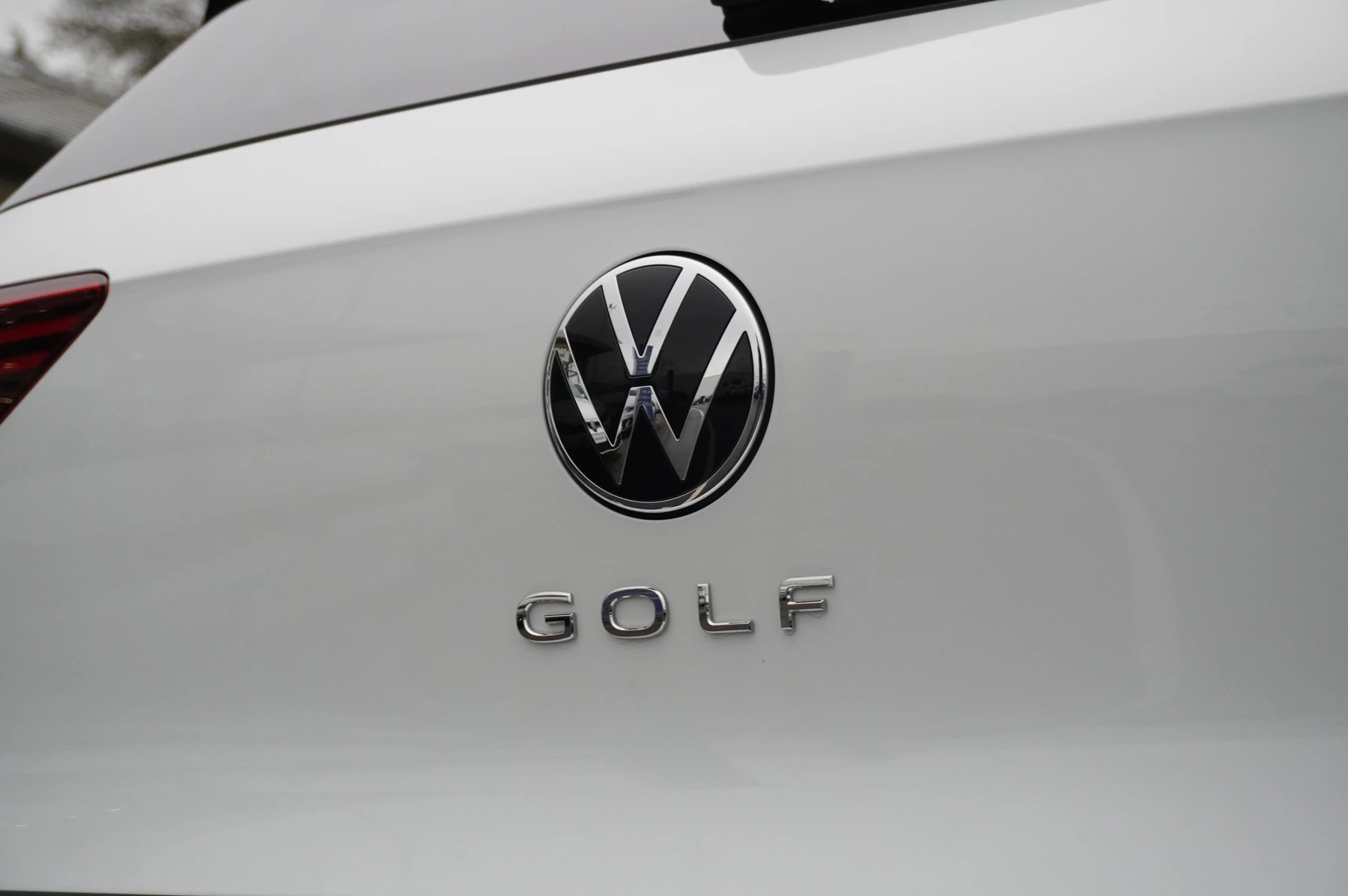 Volkswagen-Golf-image-40