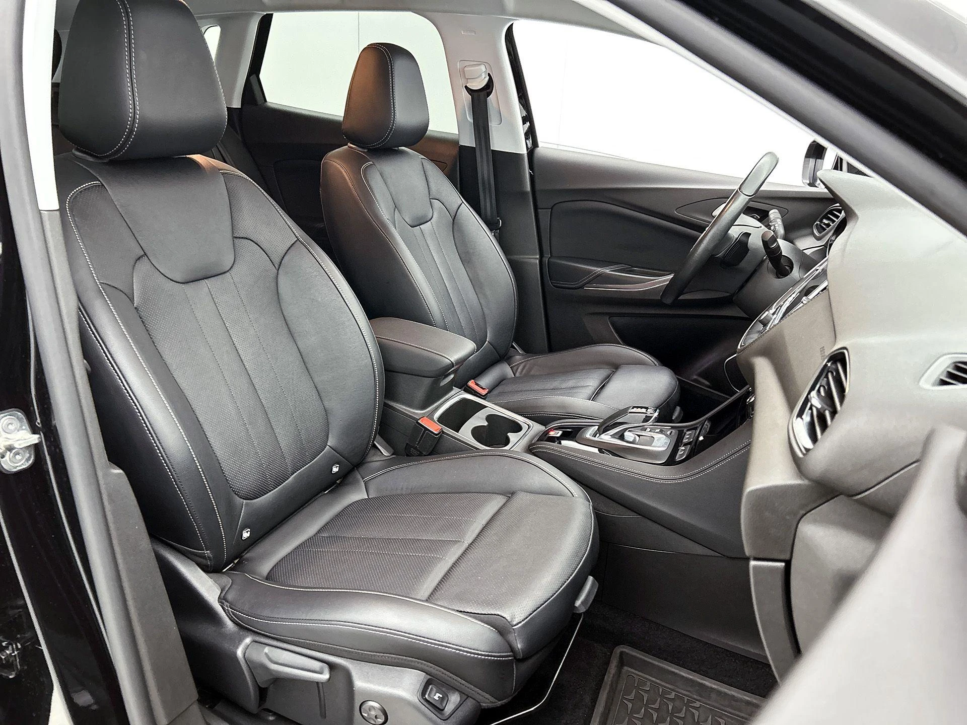 Opel-Grandland X-image-42