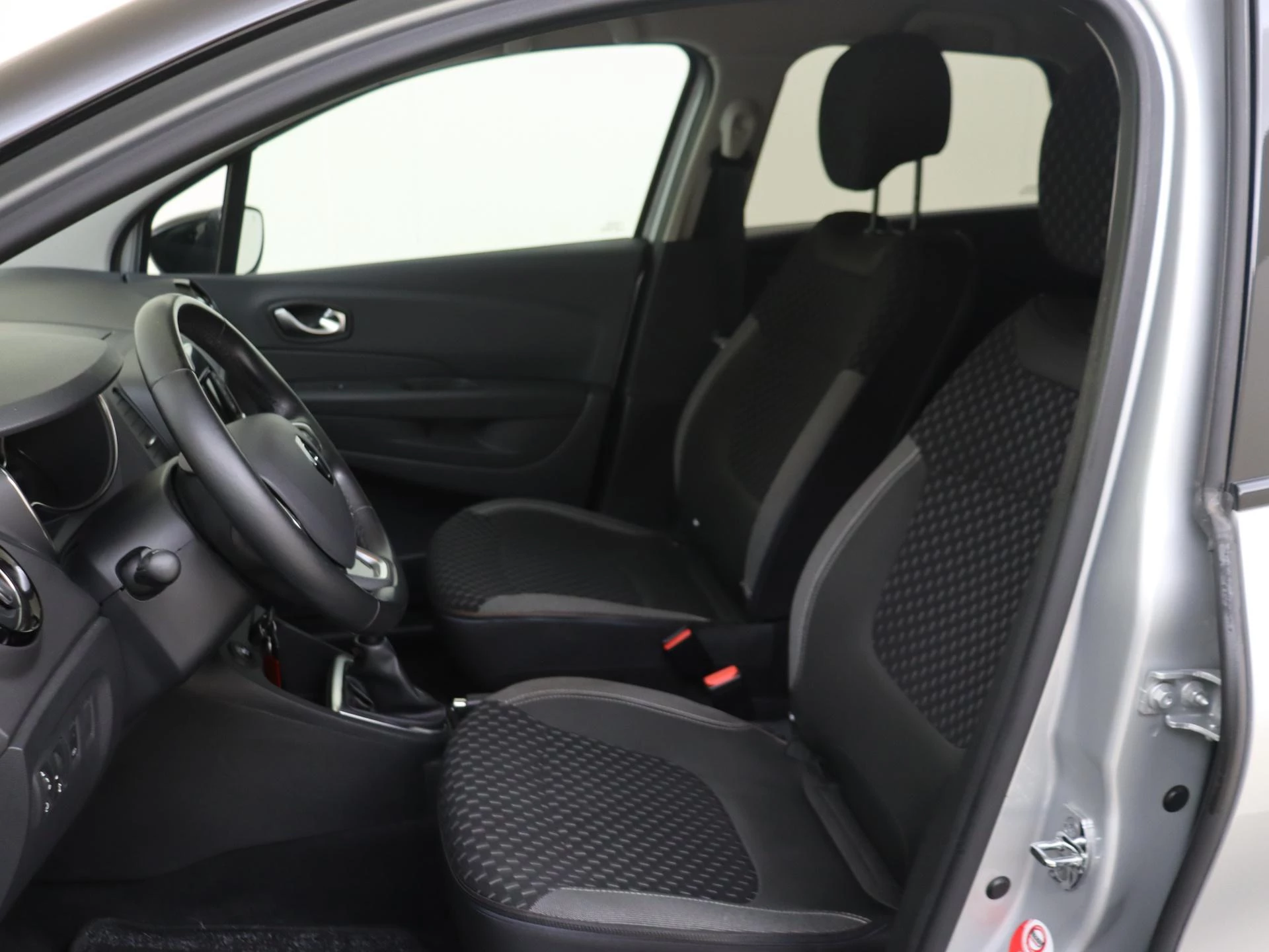 Renault-Captur-image-10