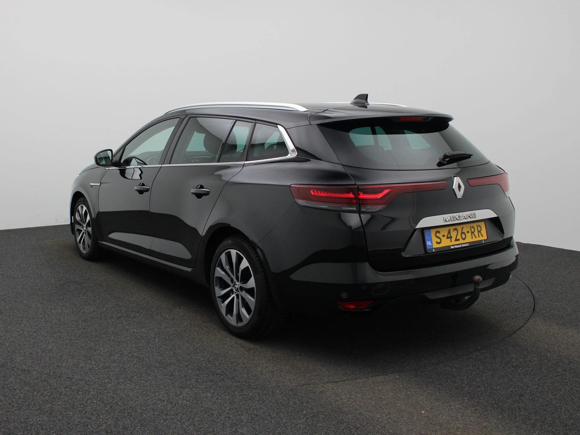 Renault-Mégane Estate-image-1