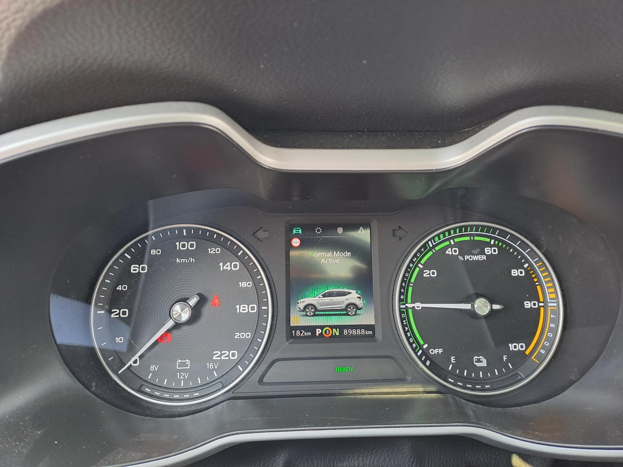 MG-ZS EV-image-12