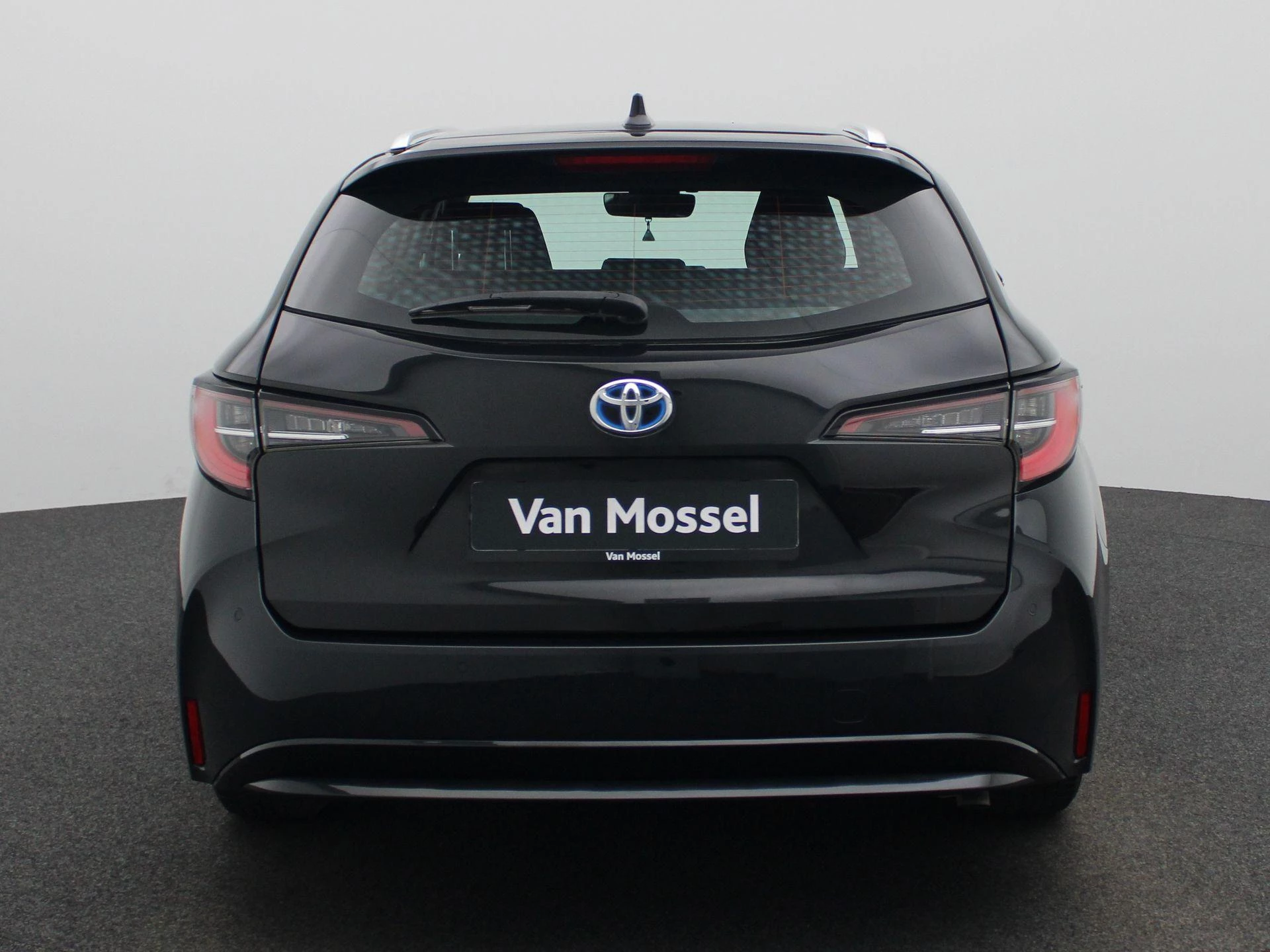 Toyota-Corolla Touring Sports-image-4