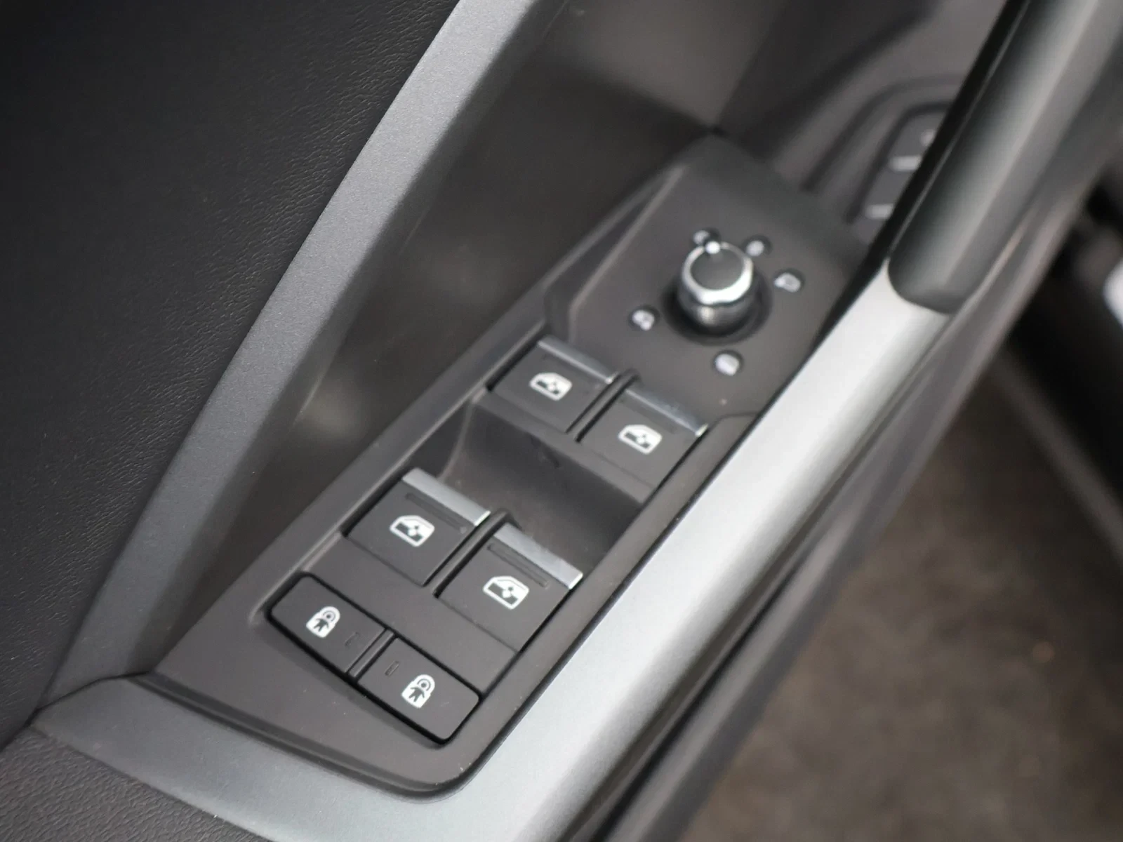 Audi-Q3-image-19