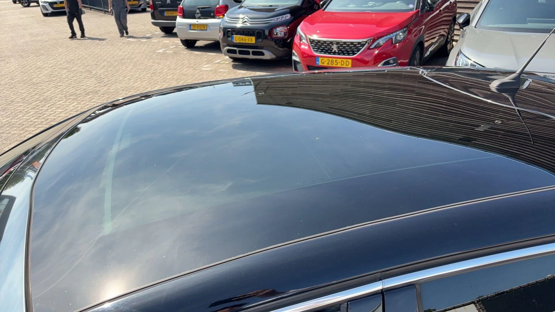 Peugeot-208-image-16