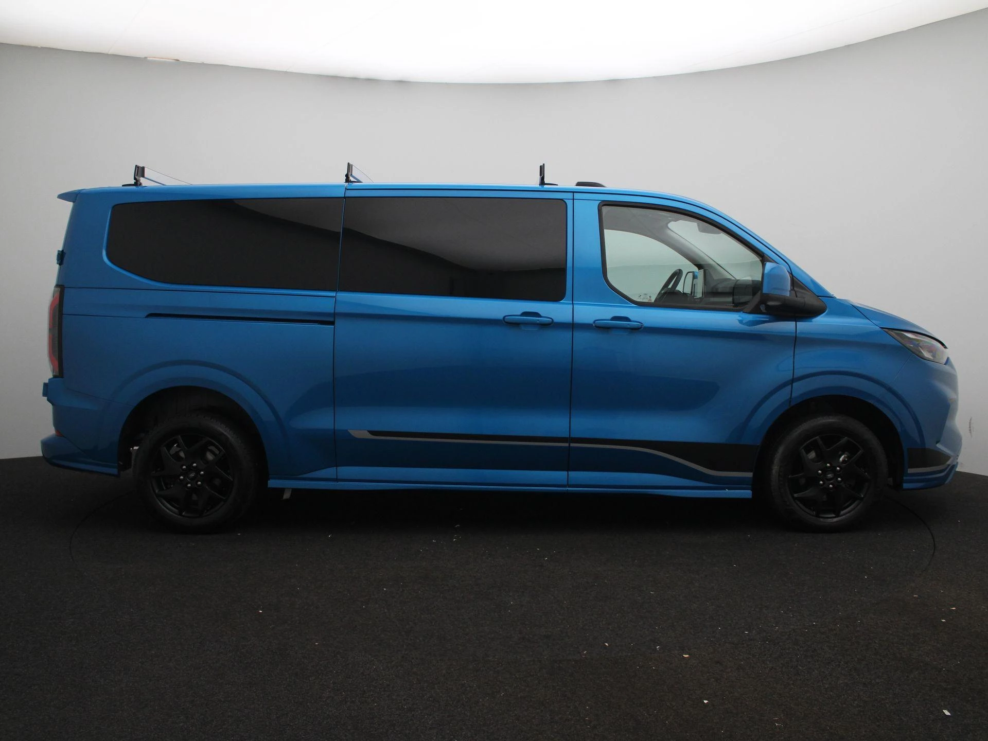 Ford-Transit Custom-image-8