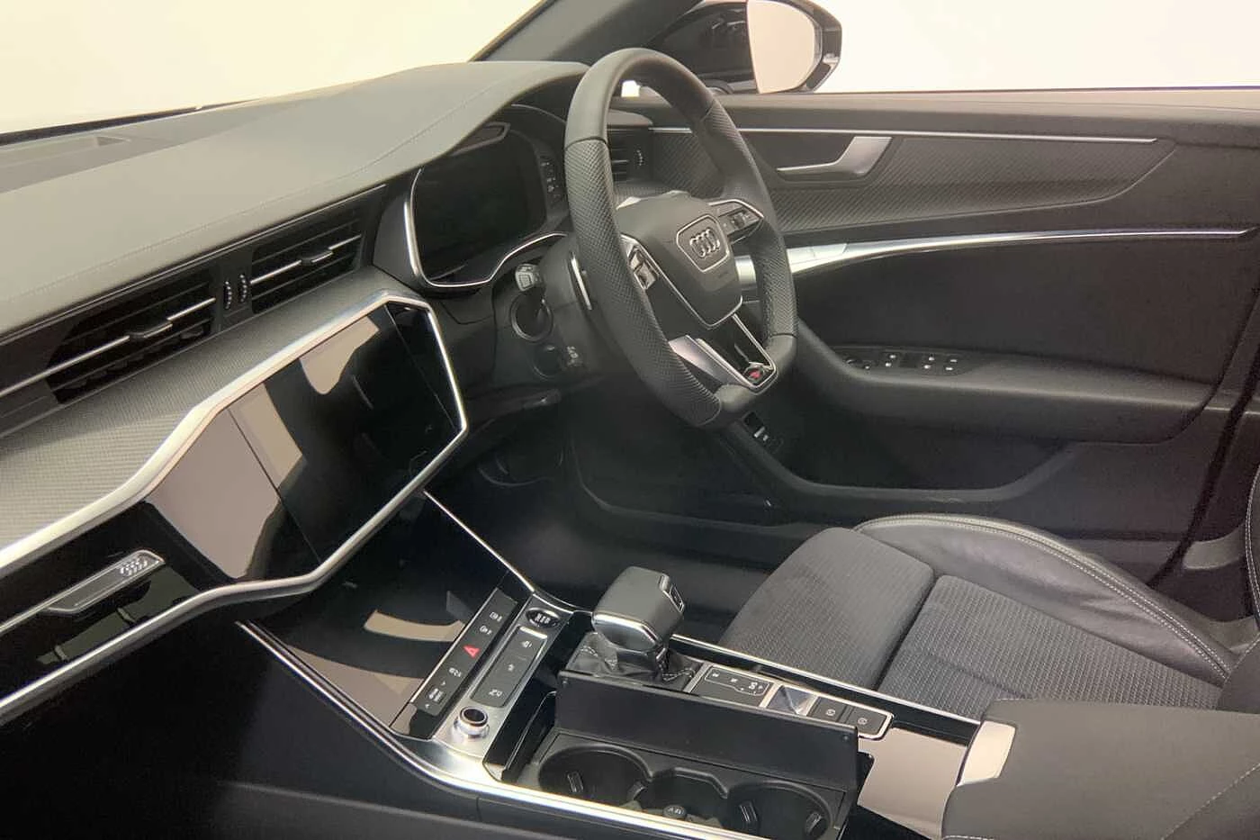 Audi-A6-image-1