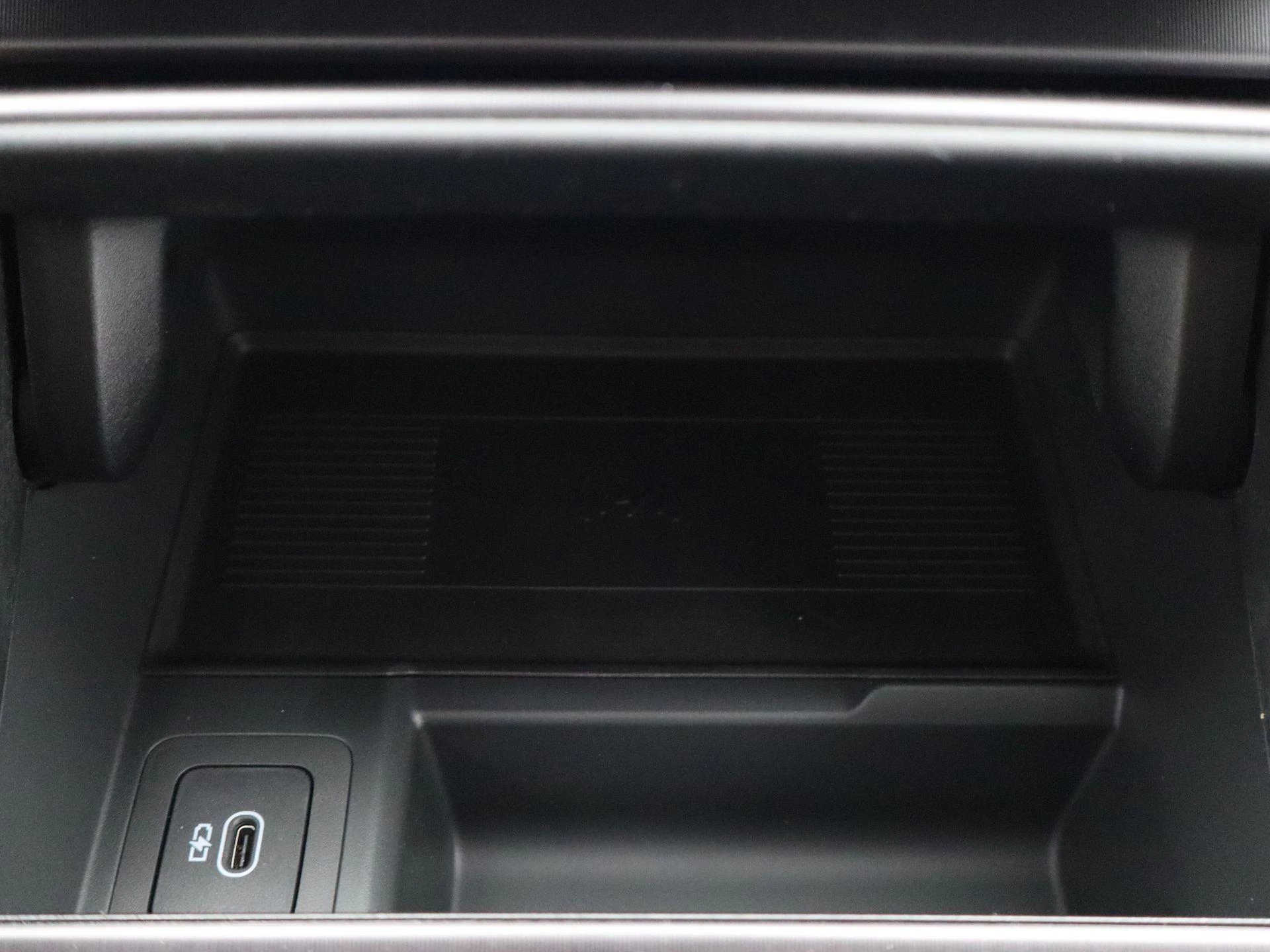 Land Rover-Range Rover Evoque-image-20
