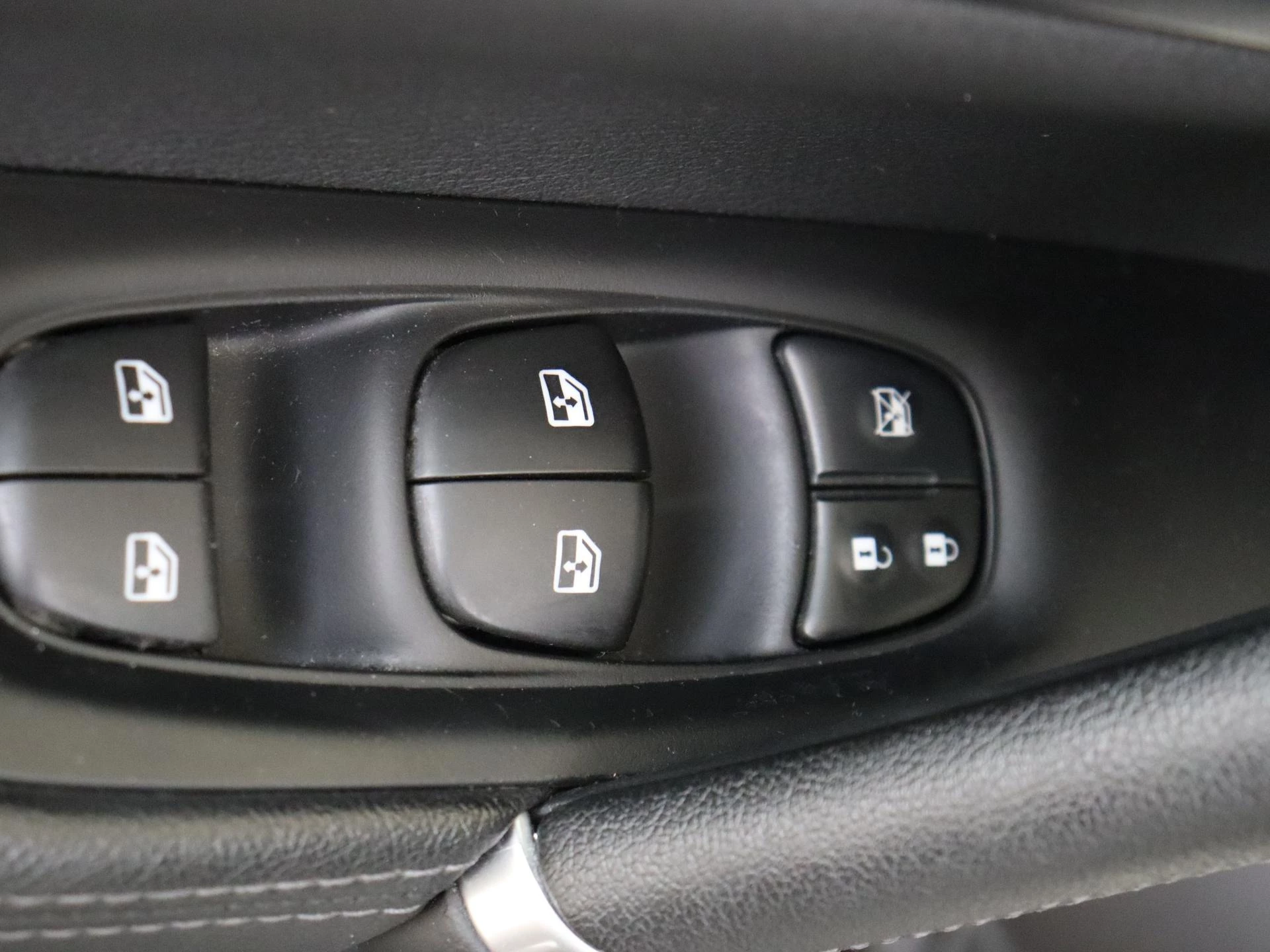 Nissan QASHQAI 1.3 DIG-T Tekna