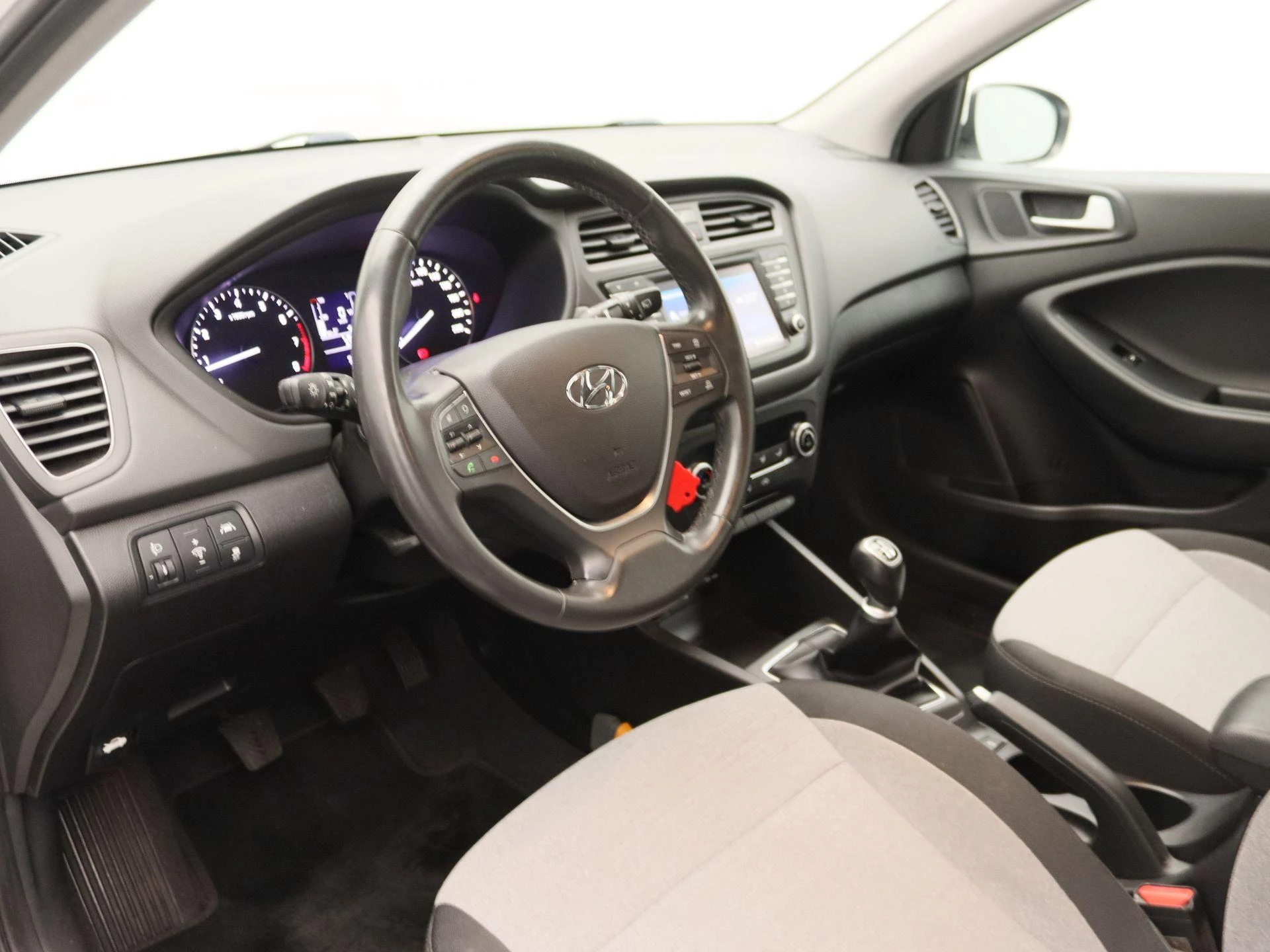 Hyundai-i20-image-21