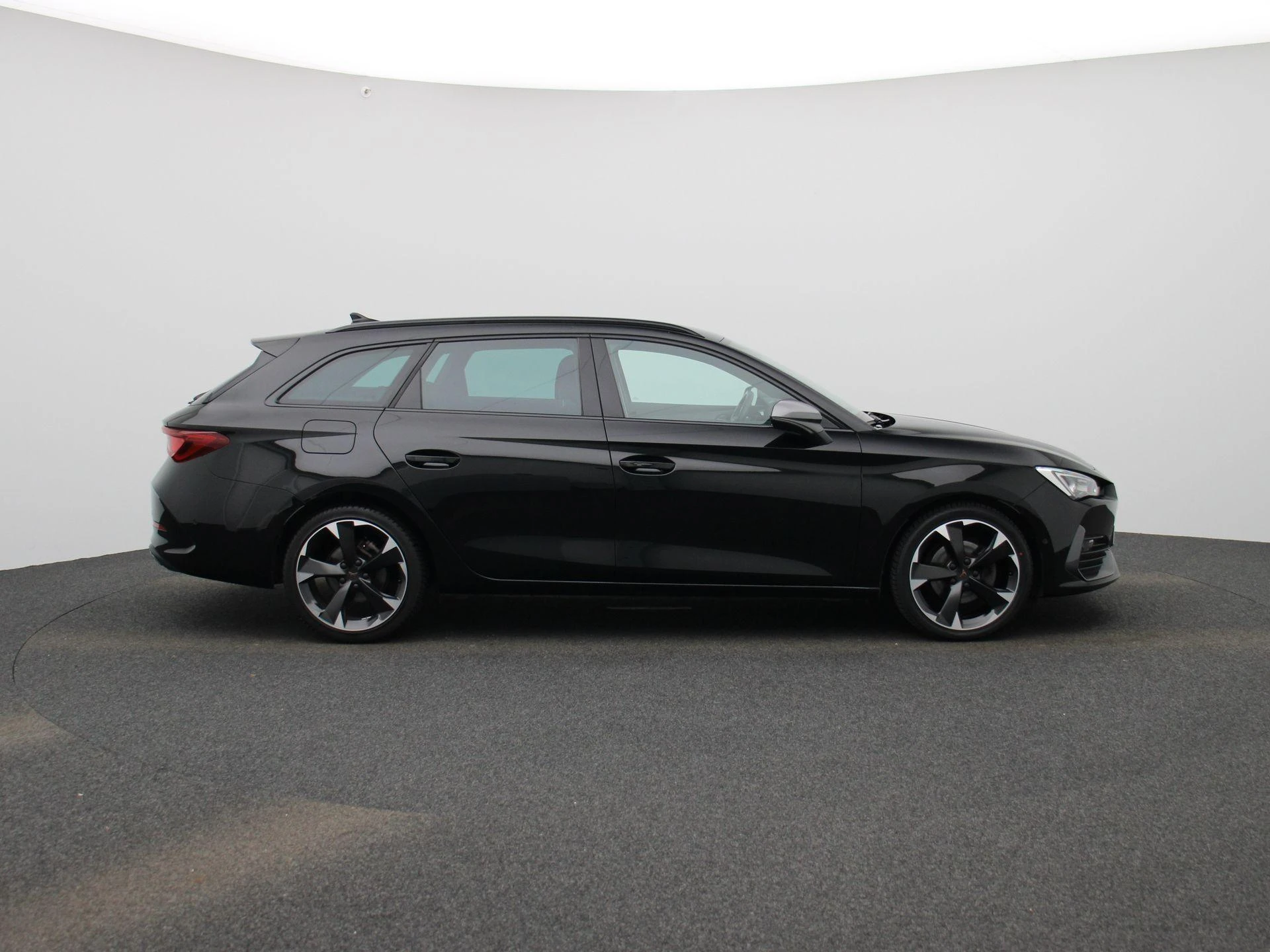 CUPRA-Leon Sportstourer-image-6