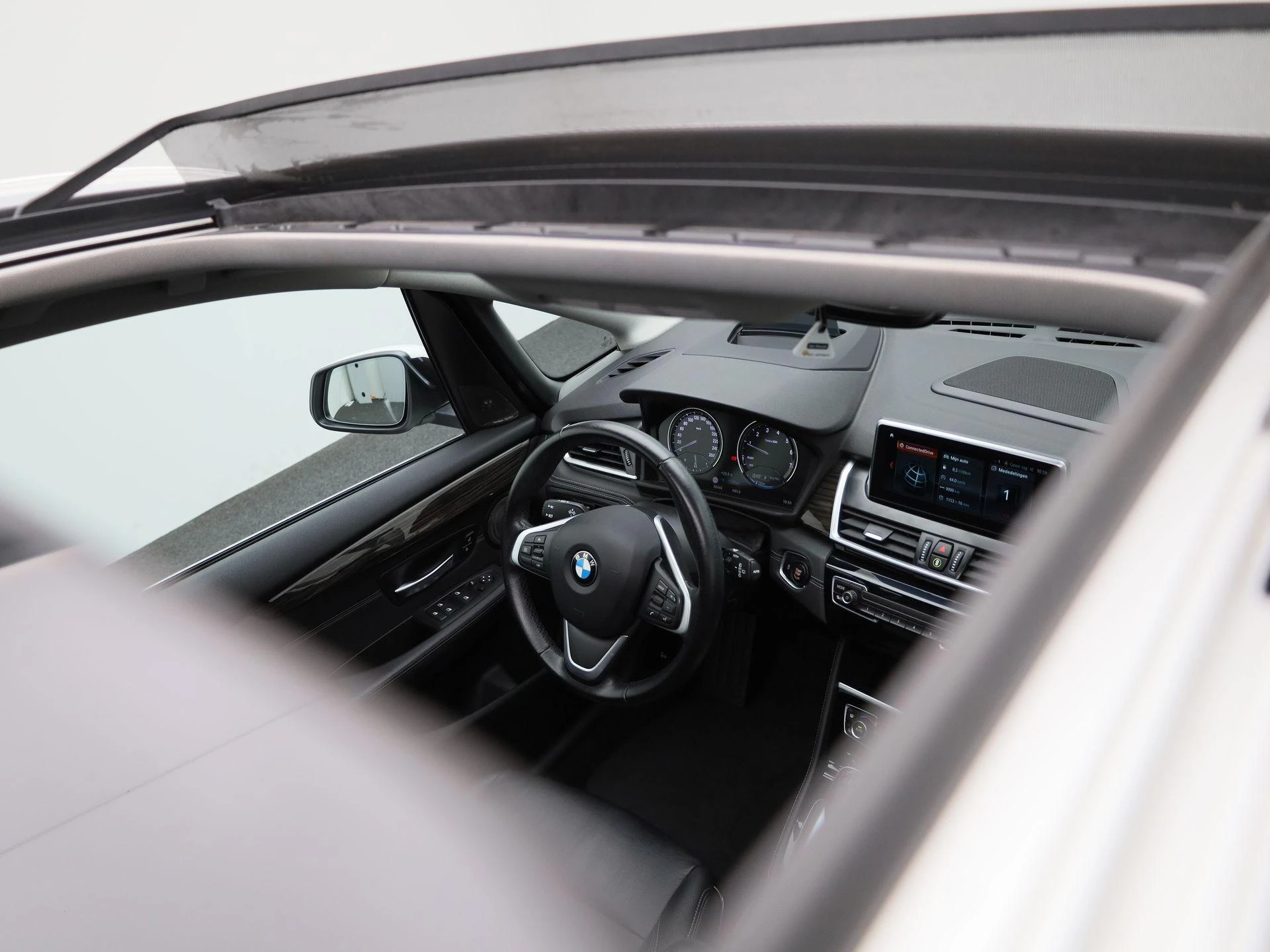 BMW-2 Serie-image-46