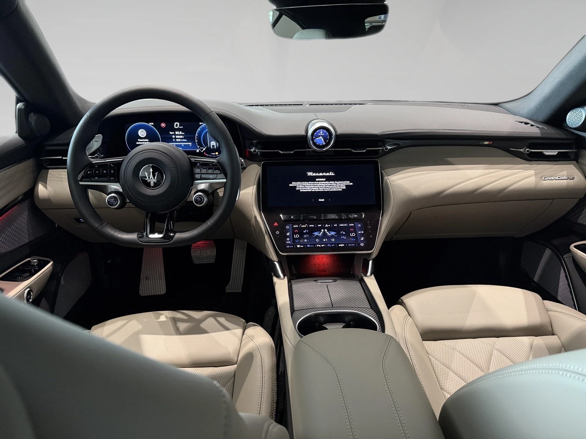 Maserati-GranCabrio-image-4