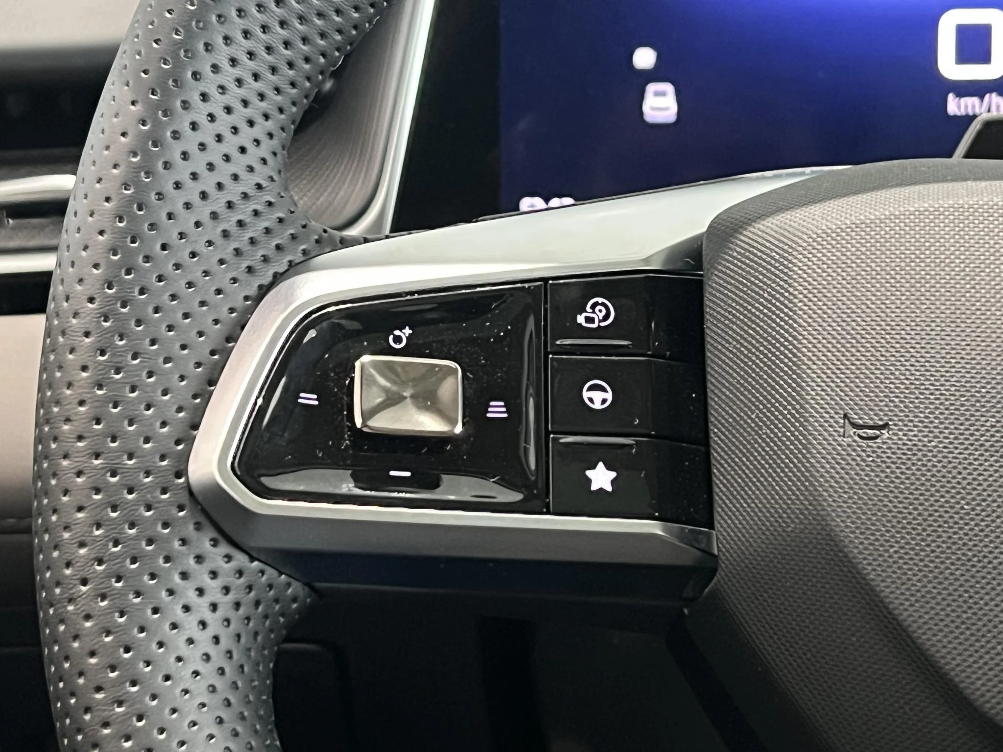 MG-S6 EV-image-27