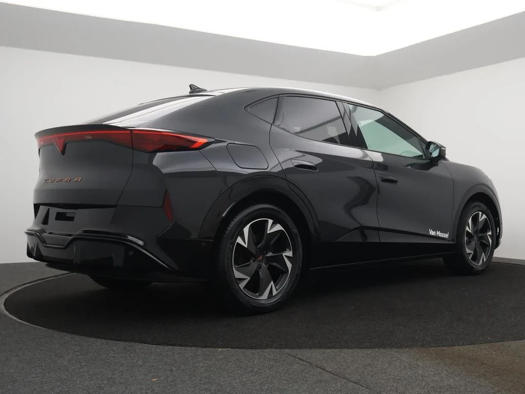 CUPRA-Tavascan-image-1