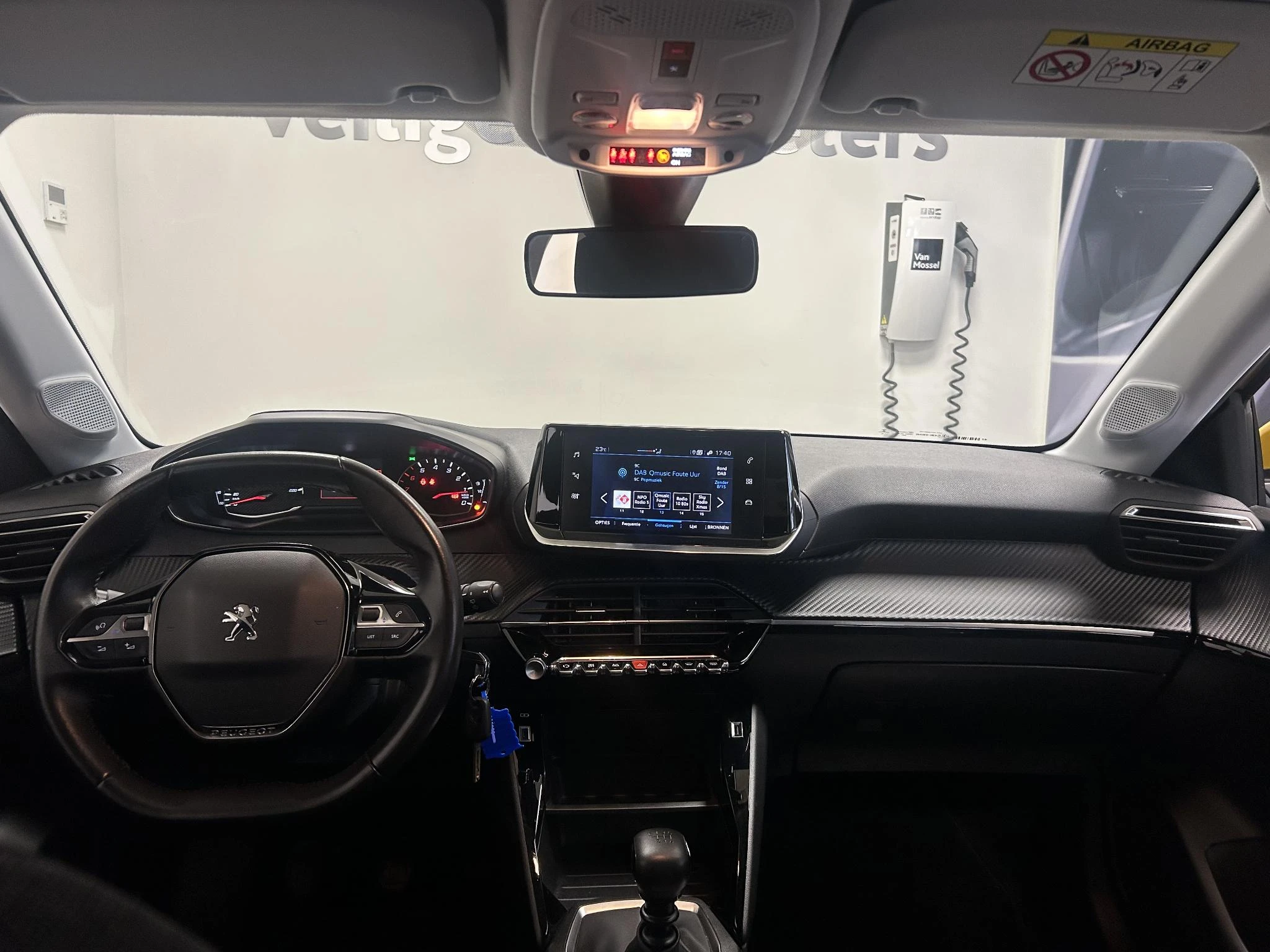 Peugeot-208-image-5
