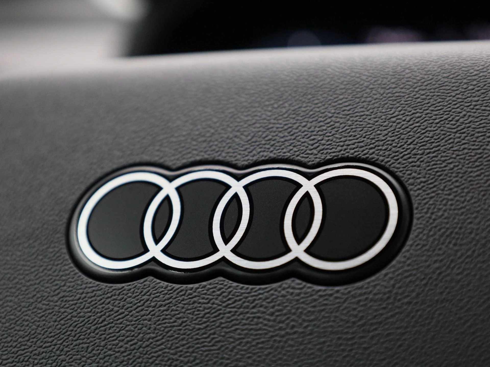 Audi-Q4 Sportback e-tron-image-45
