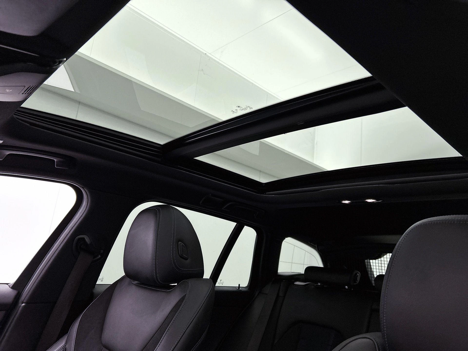 BMW 3 Serie Touring 330e High Executive