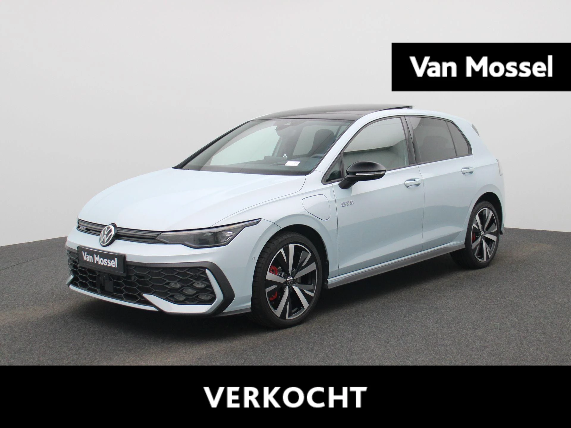 Volkswagen-Golf-image-0