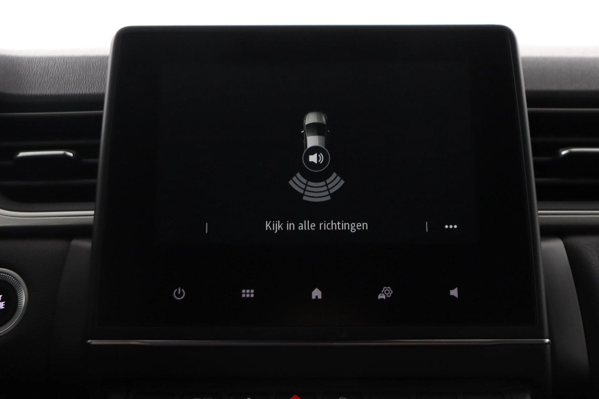 Renault-Captur-image-12