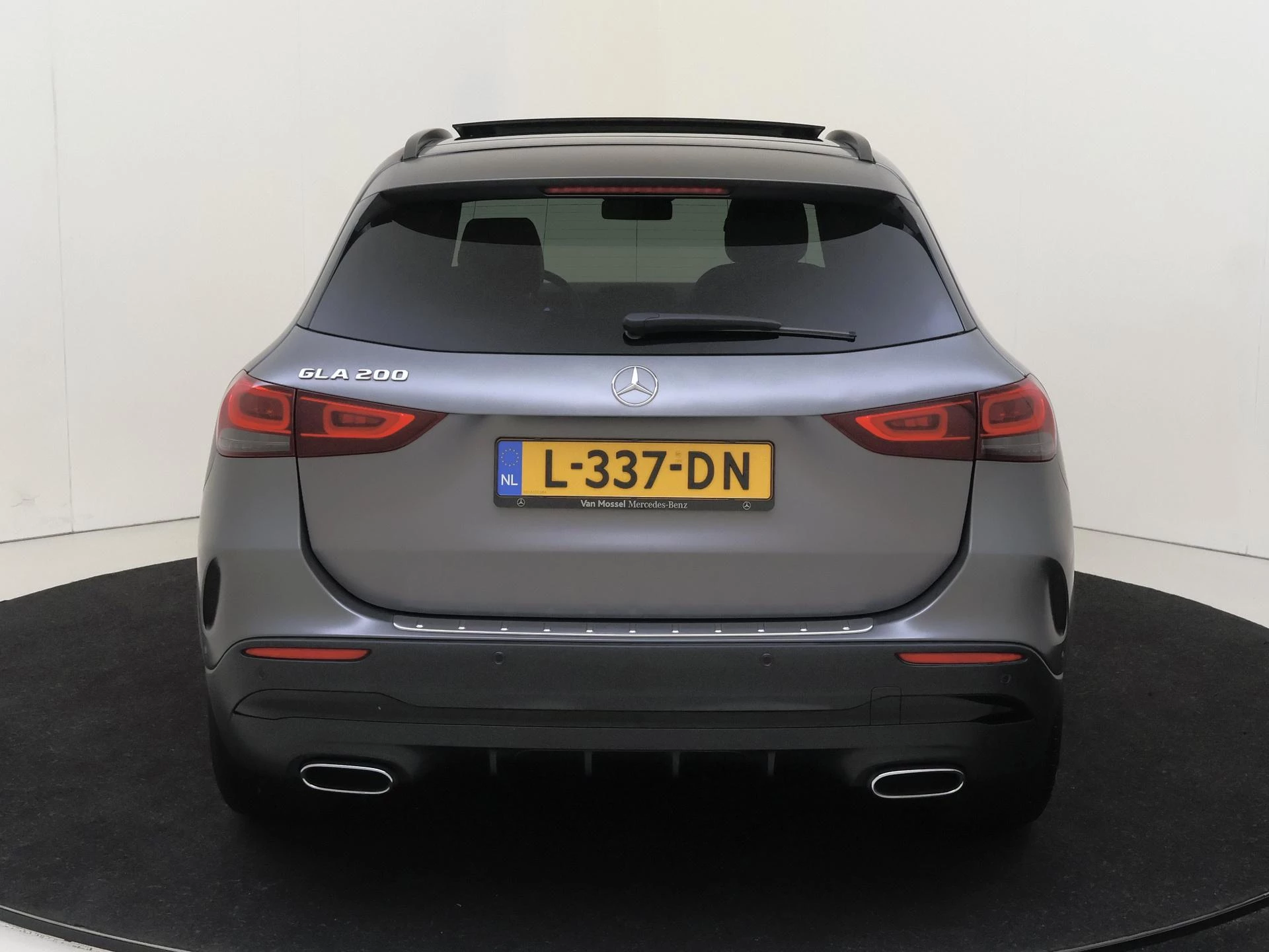 Mercedes-Benz GLA 200 Business Solution AMG