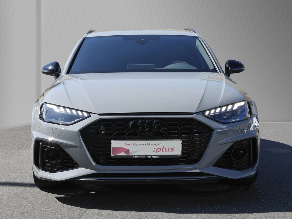 Audi-RS4-image-2