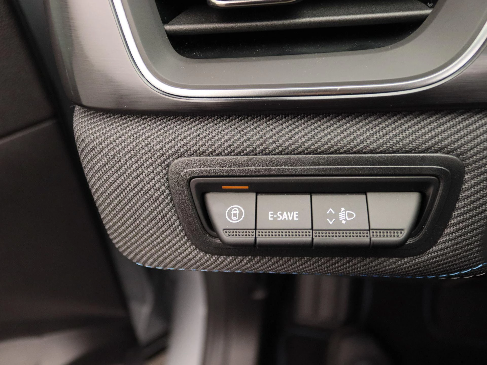 Renault-Captur-image-21
