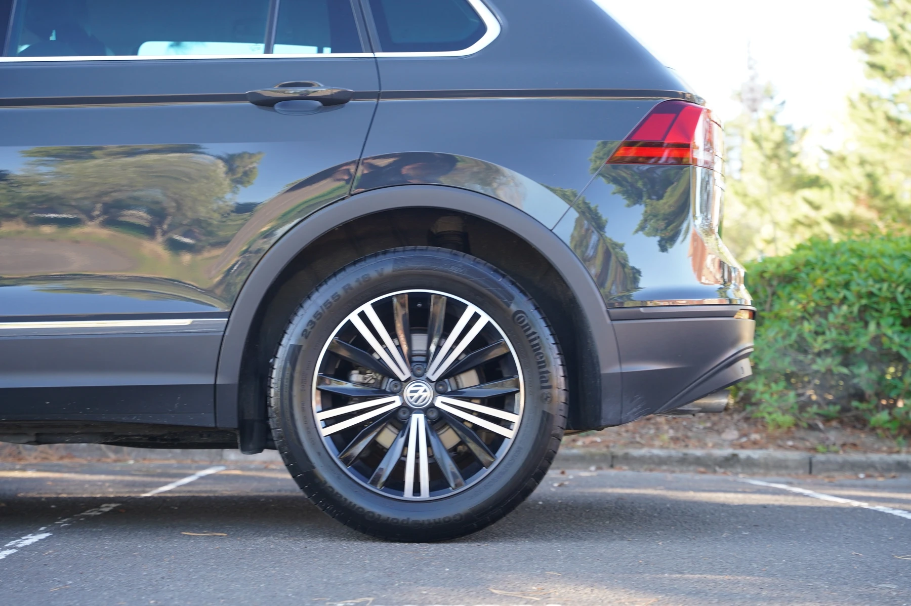 Volkswagen-Tiguan-image-36