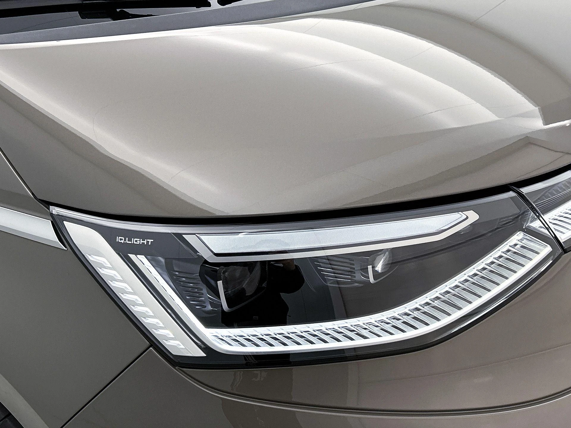Volkswagen-Multivan-image-21
