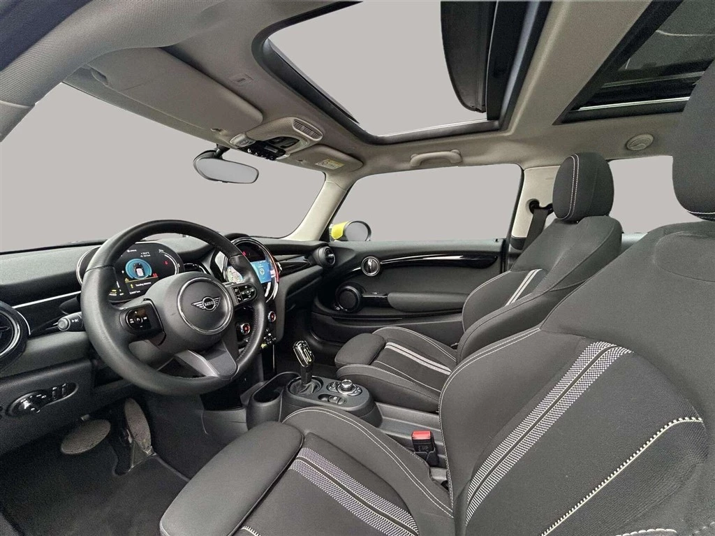 MINI Electric Cooper SE EL Essential 184HK 3d Aut.