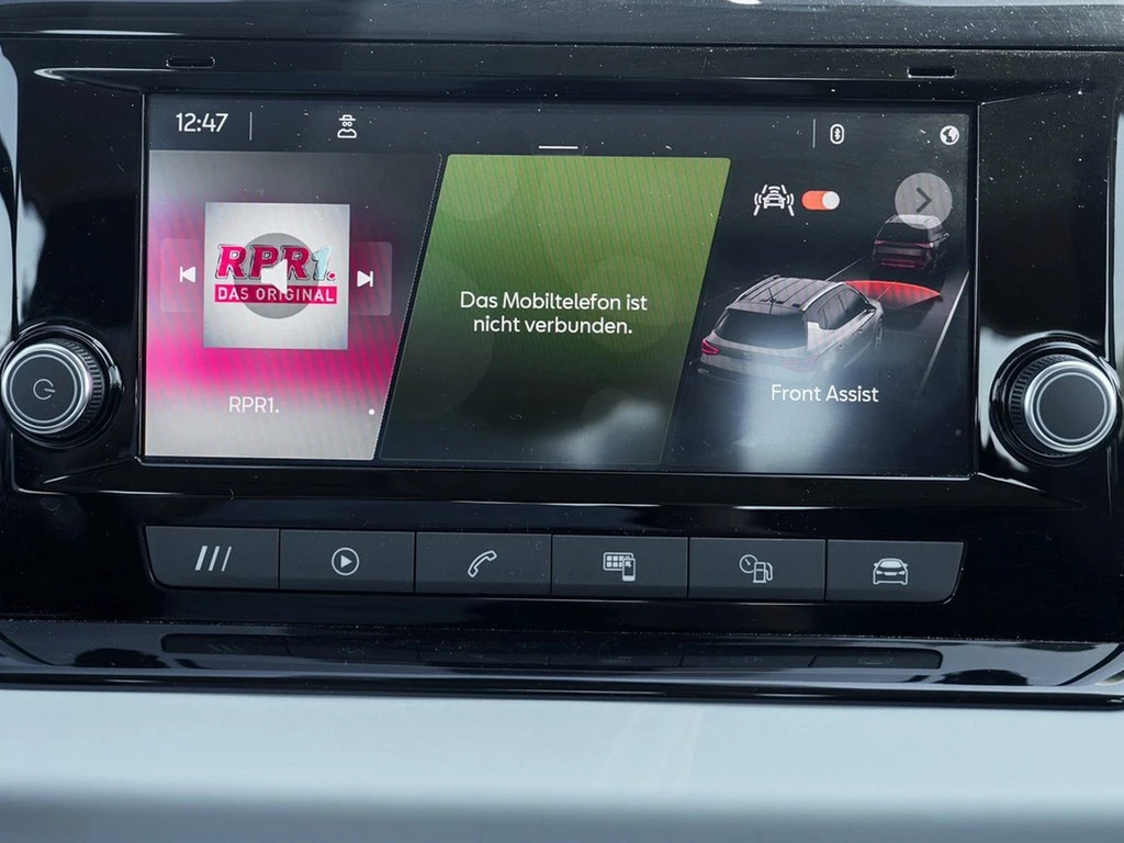 SEAT-Arona-image-12