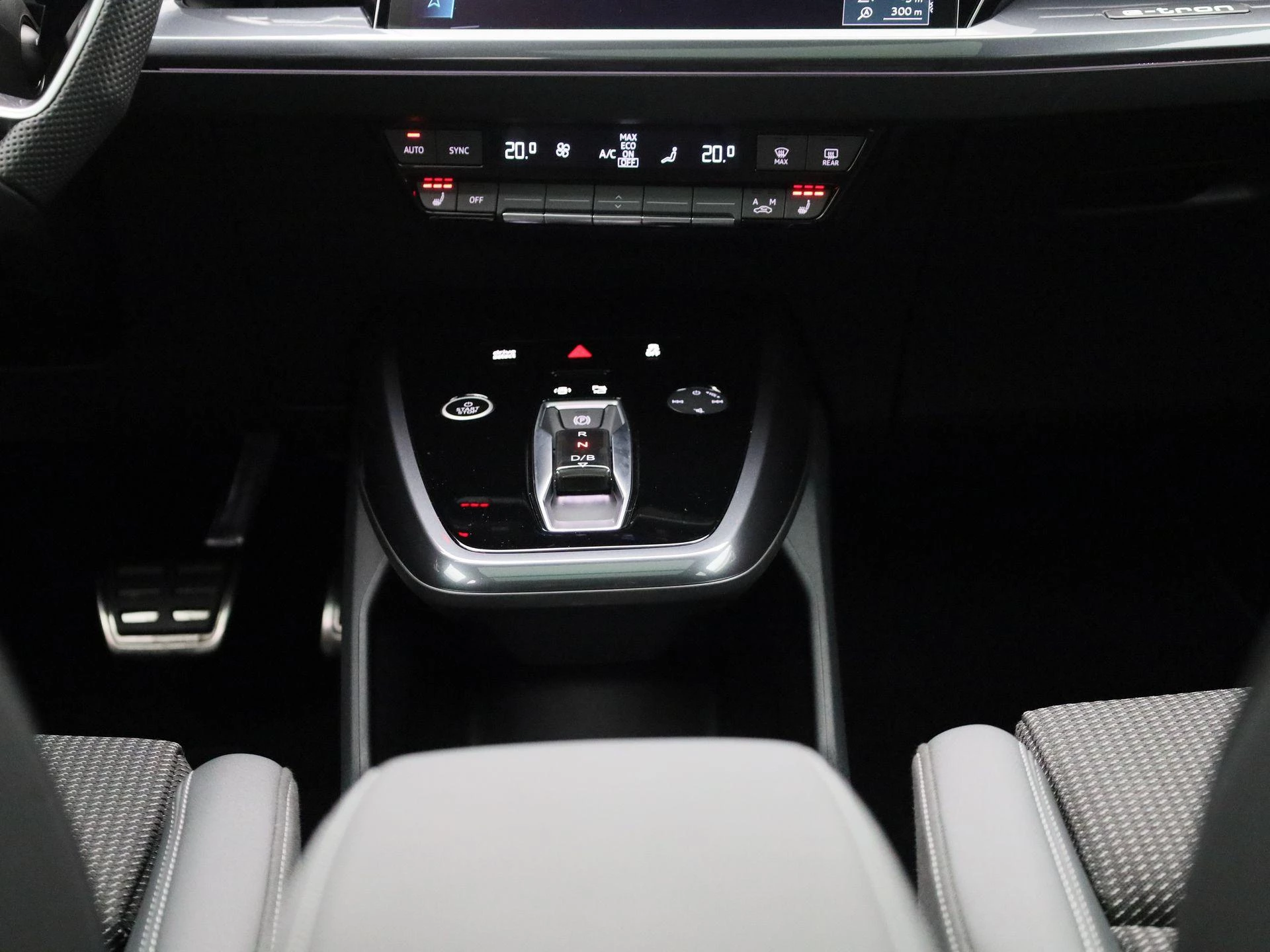 Audi-Q4 e-tron-image-9