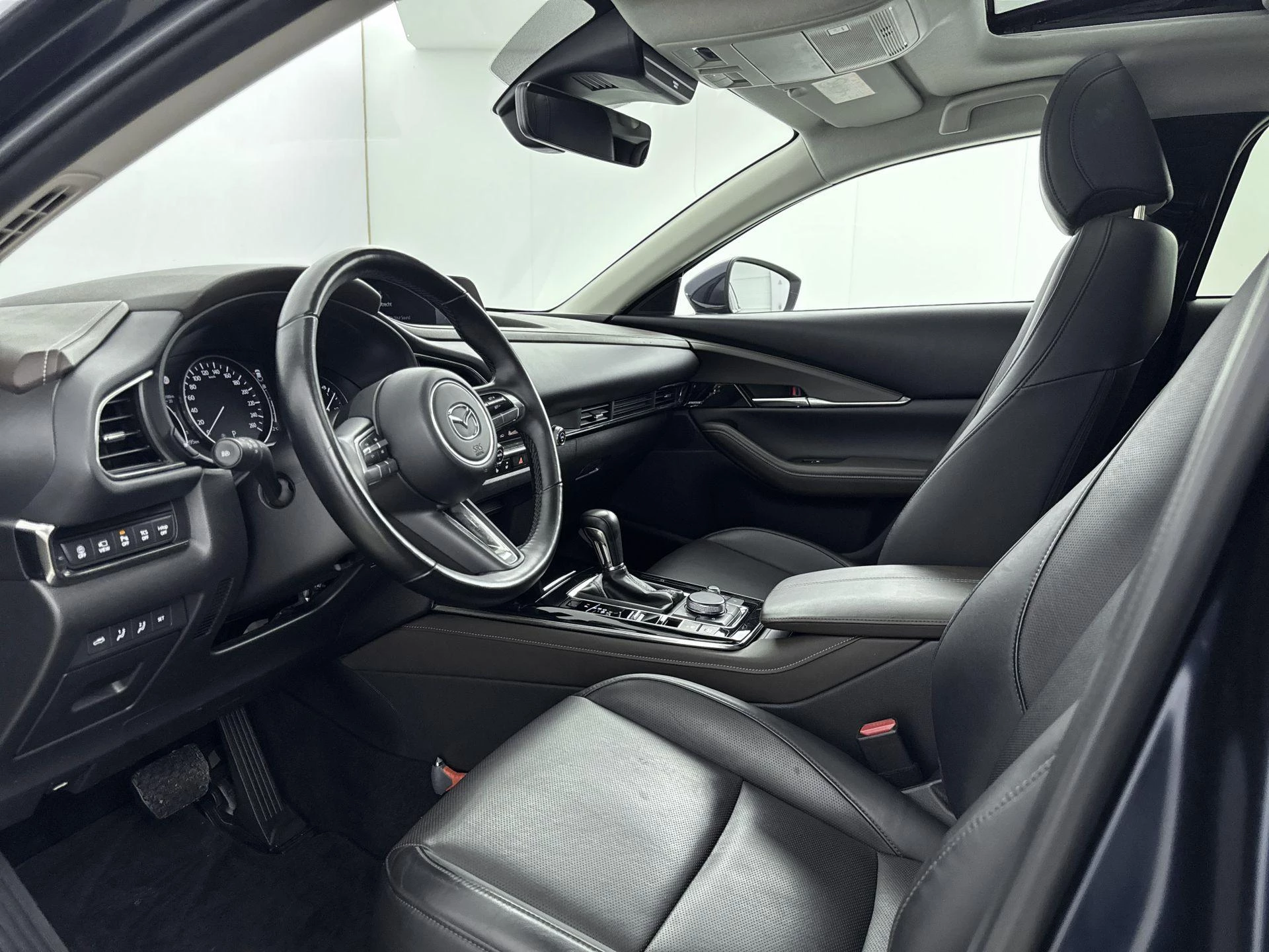 Mazda-CX-30-image-17