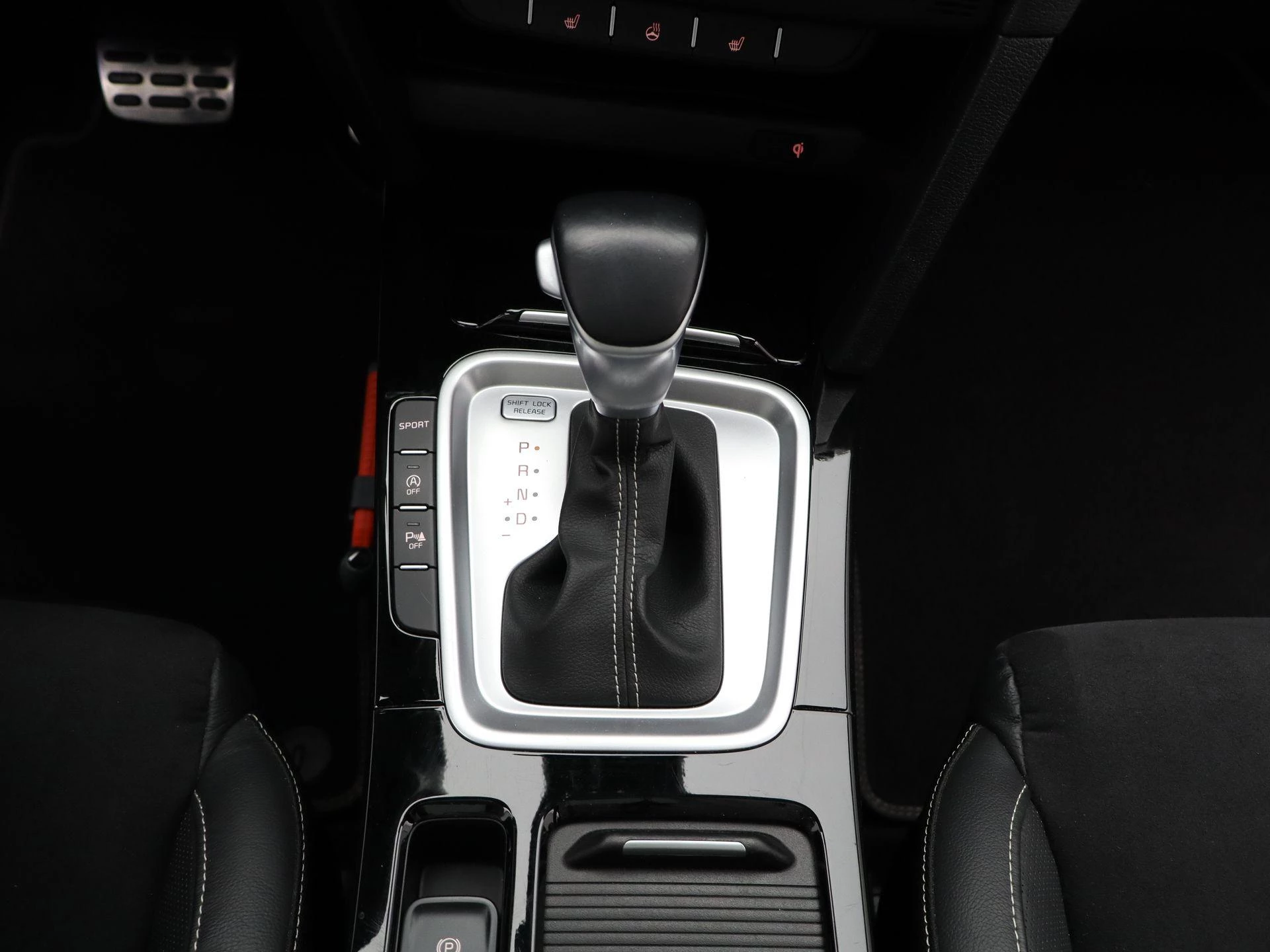 Kia-Ceed Sportswagon-image-17