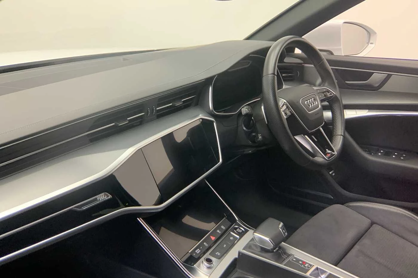 Audi-A6-image-11