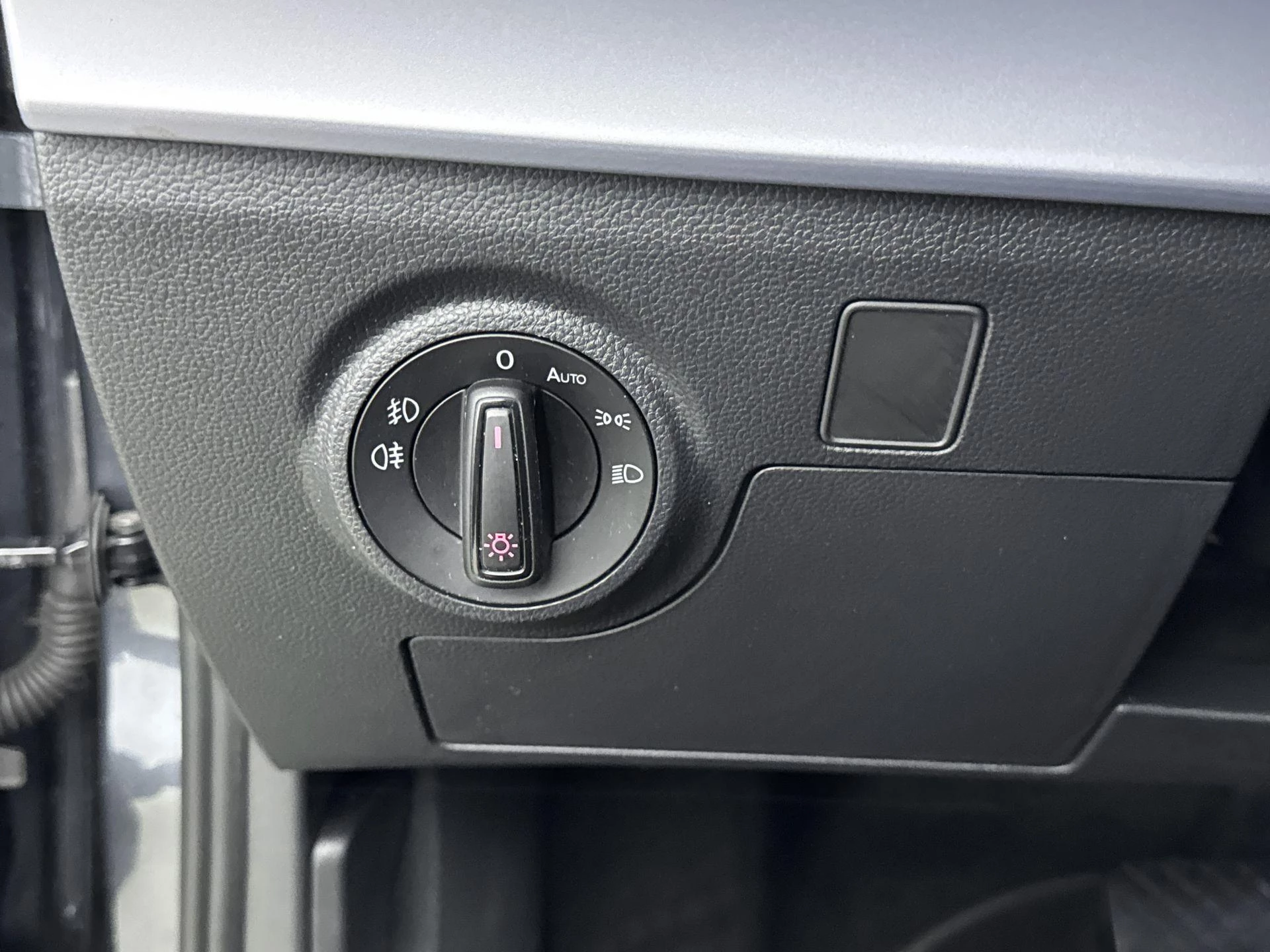 SEAT-Arona-image-20