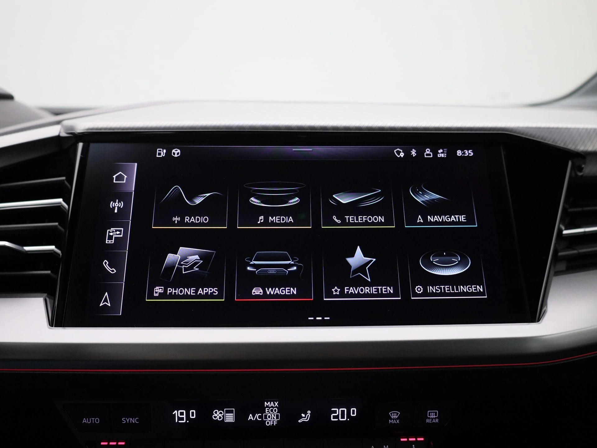 Audi-Q4 e-tron-image-28
