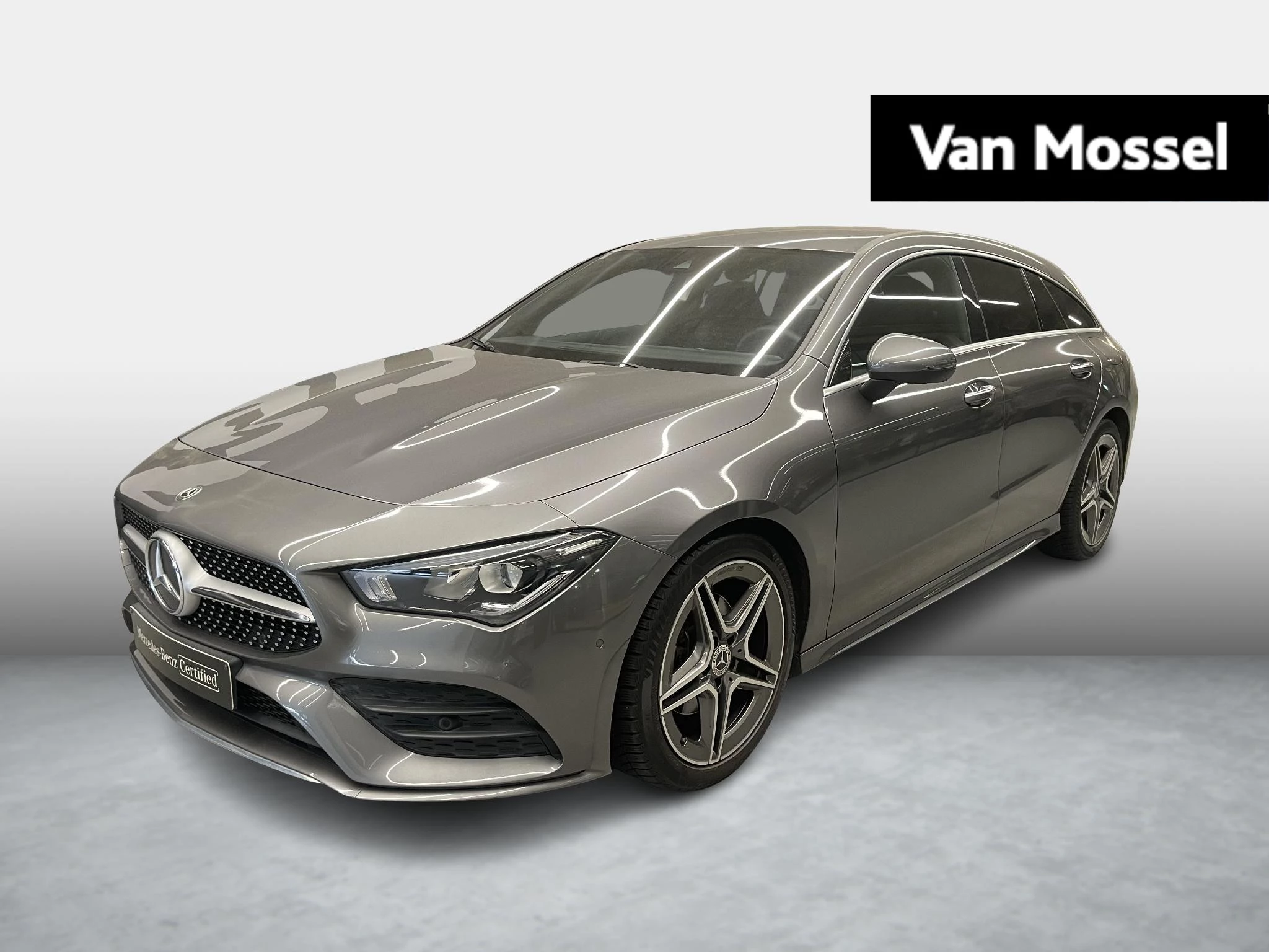 Mercedes-Benz-CLA-image-0
