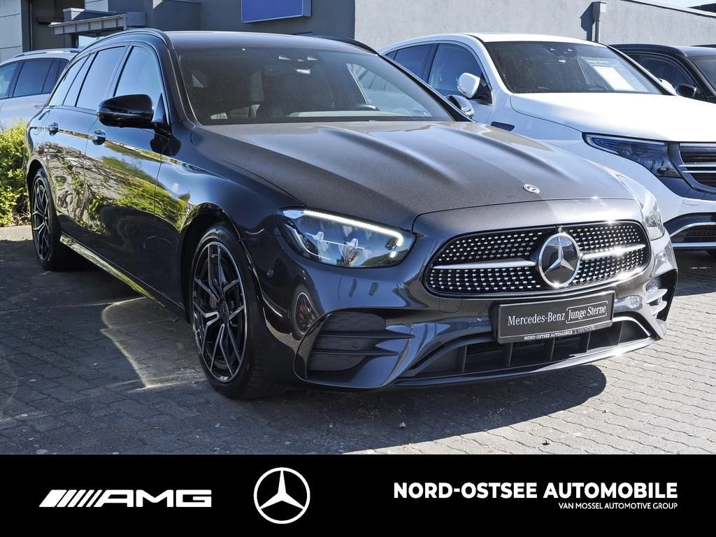 Mercedes-Benz E-Klasse 400 T d 4M AMG DISTRO HUD 360 AHK NIGHT STANDH AMG Line