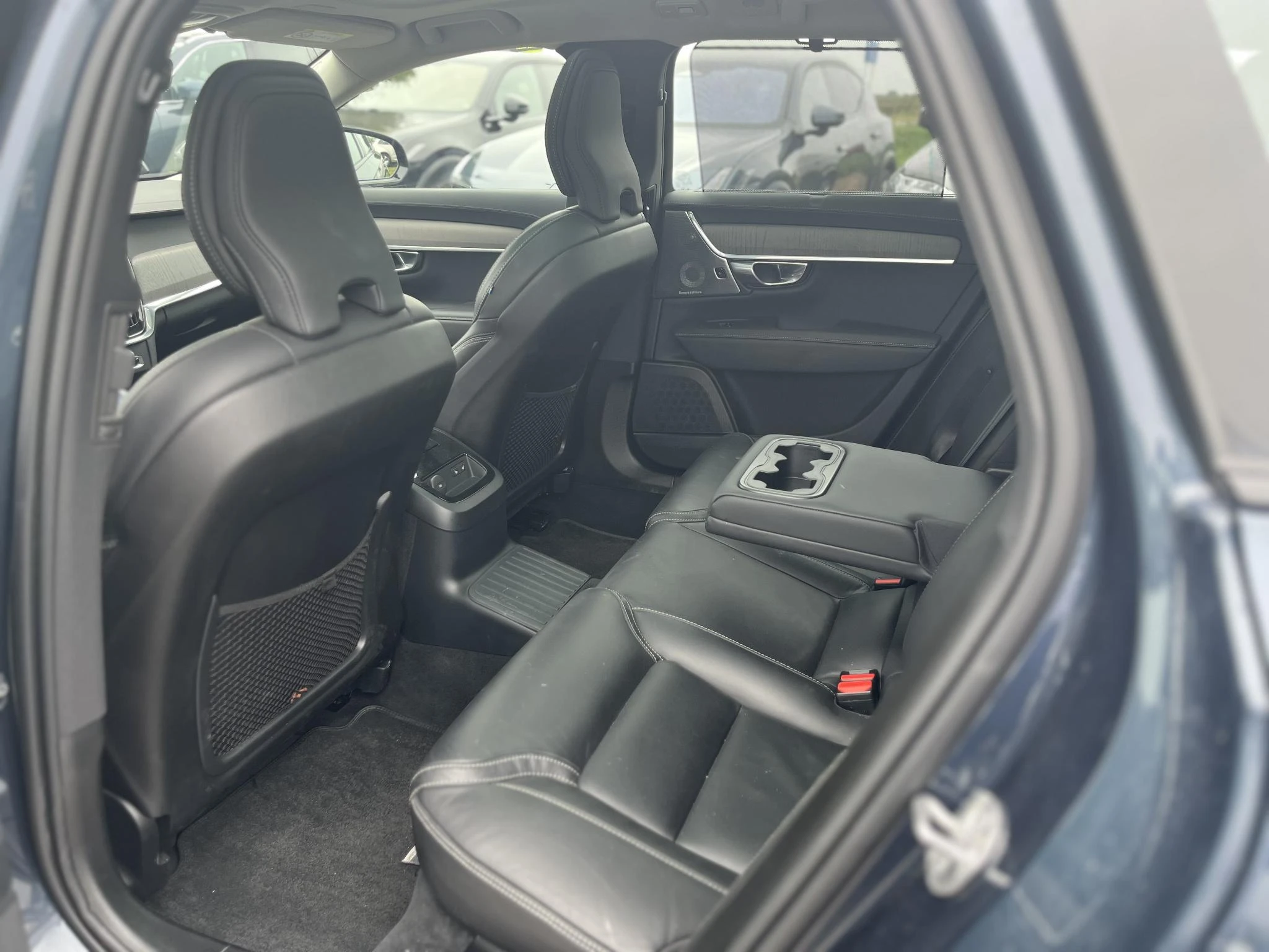 Volvo-V90-image-9