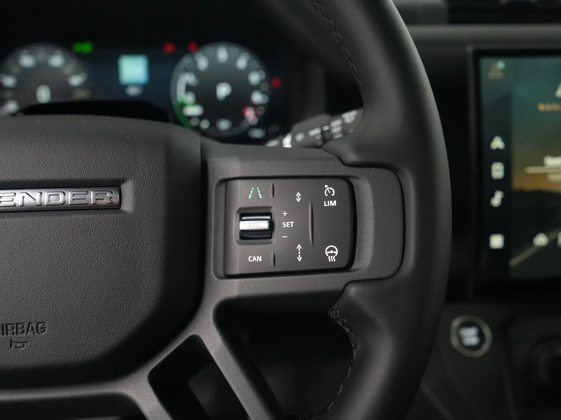 Land Rover-Defender-image-13