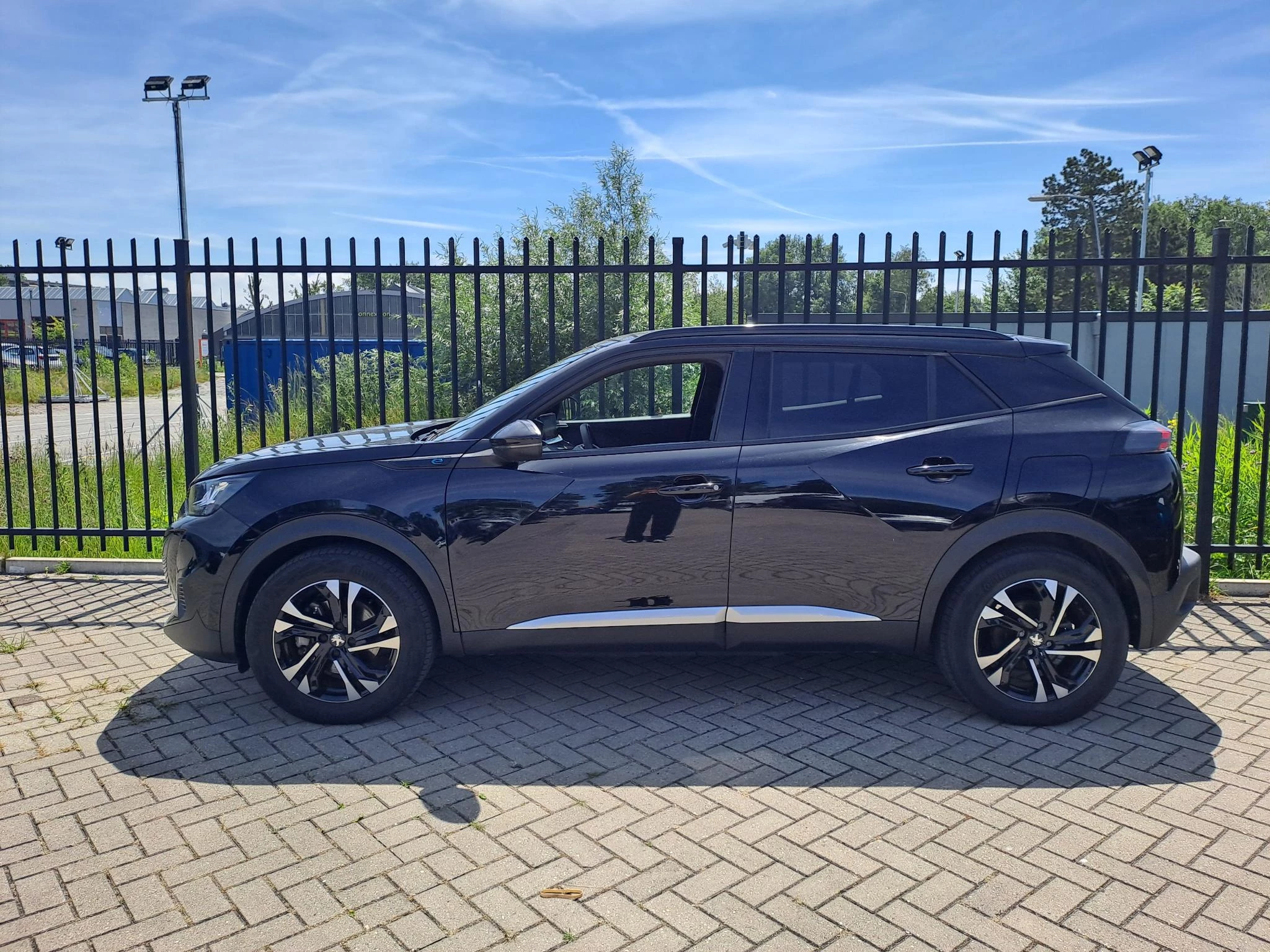 Peugeot e-2008 EV Allure Pack 50 kWh