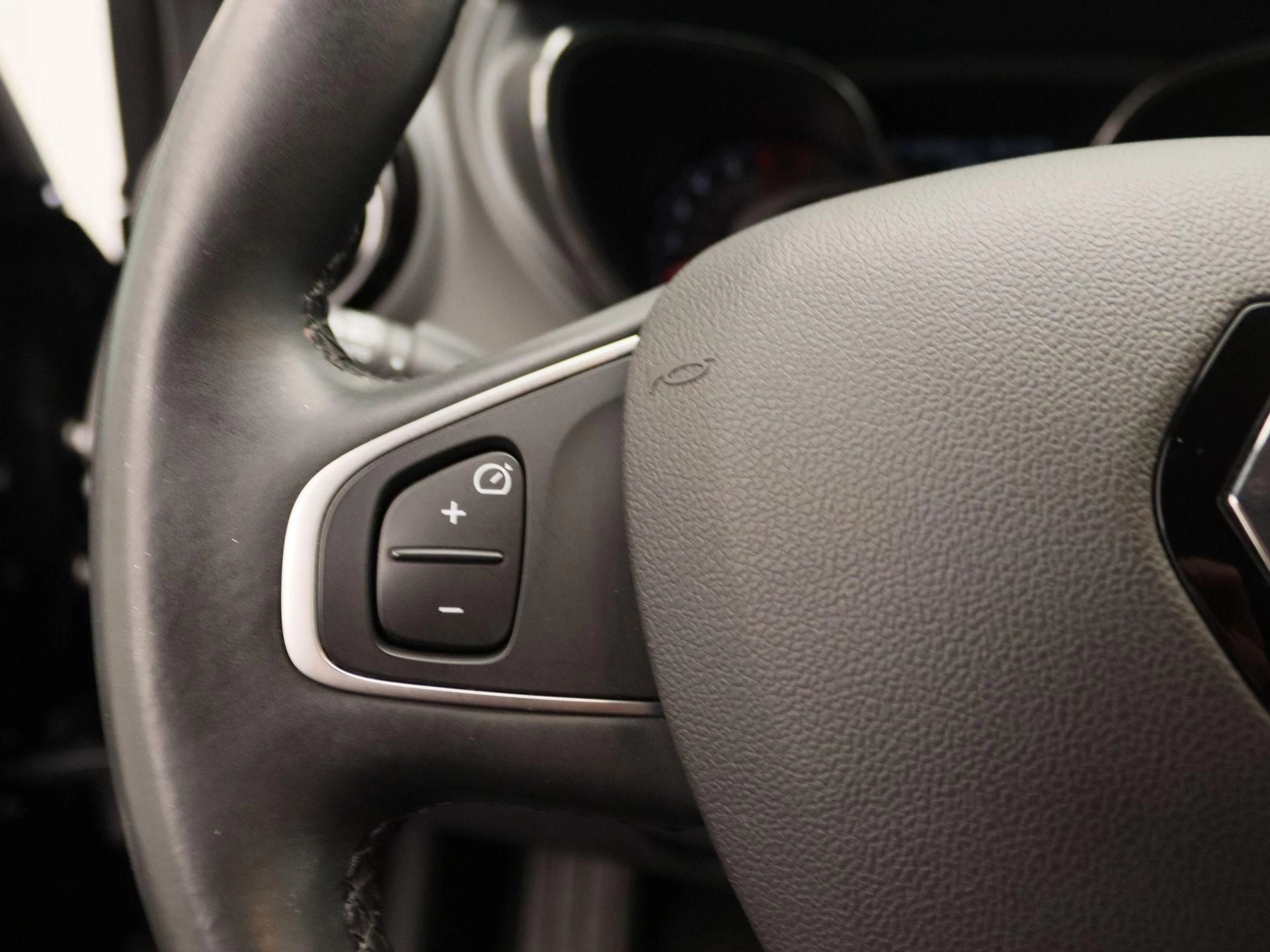 Renault Captur TCe 150 EDC Automaat Intens