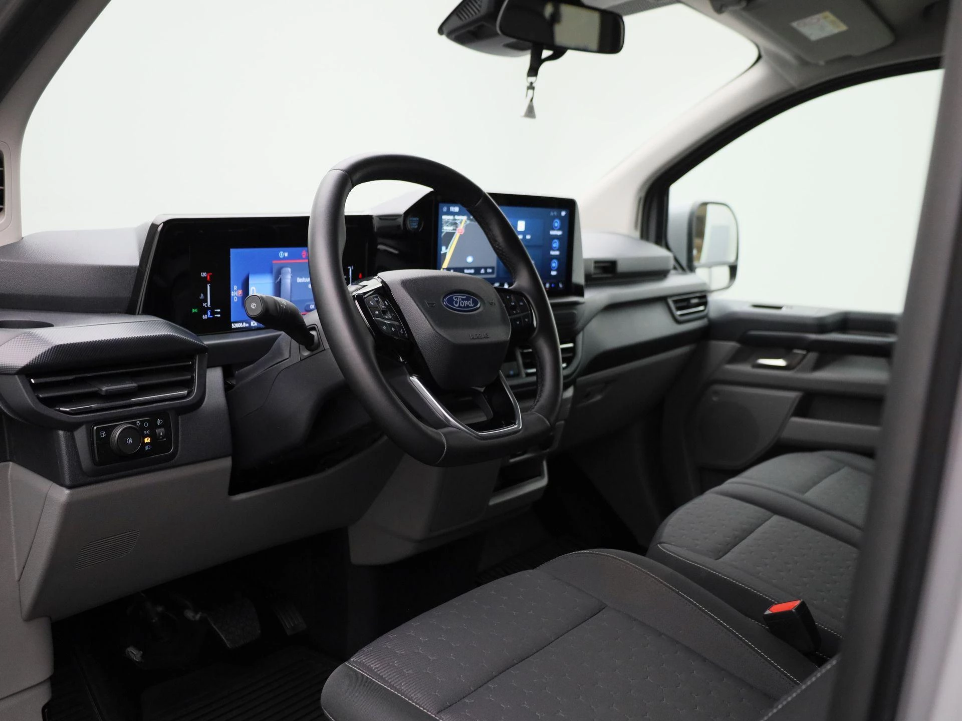 Ford-Transit Custom-image-29