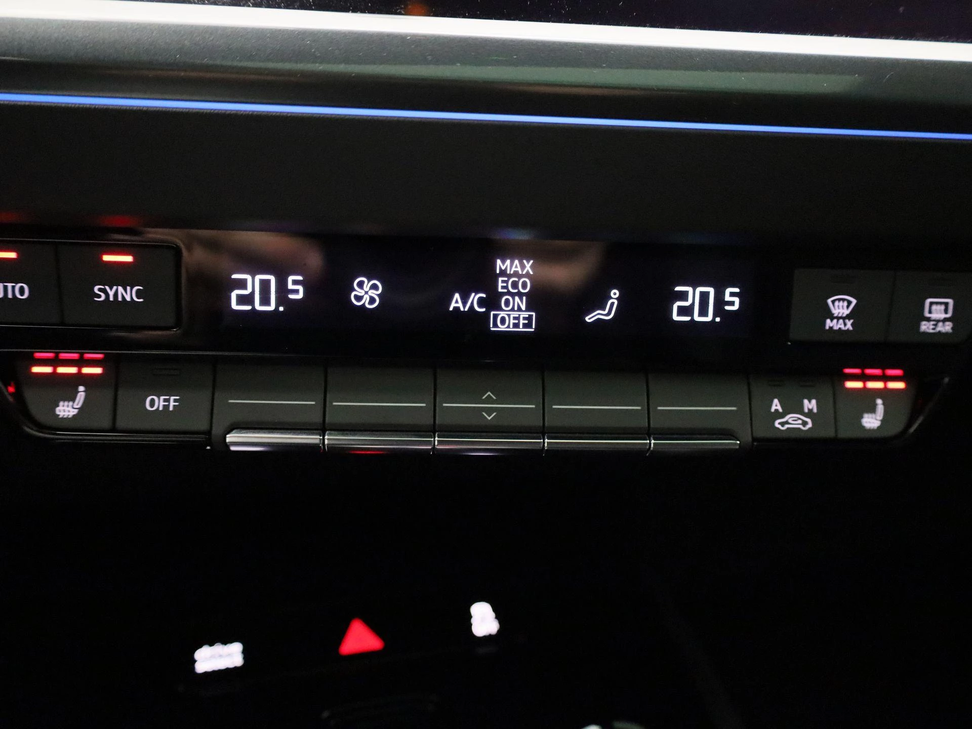 Audi-Q4 e-tron-image-25